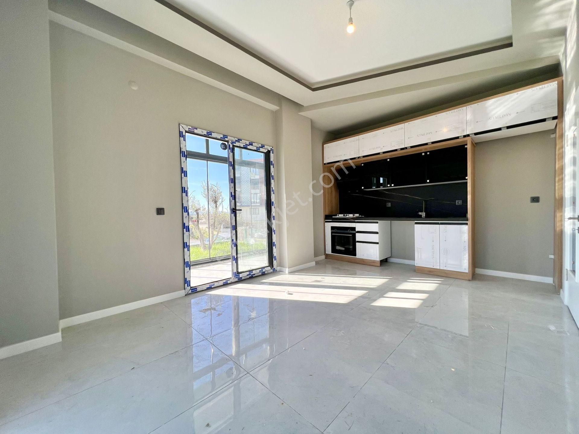 ꧁ay Emlaktan꧂akçay'da Müstakil Tadında Kendine Ait Bahçe Kullanımlı Ön Cephe Satılık 1+1 Lüks Daire - Görsel 19