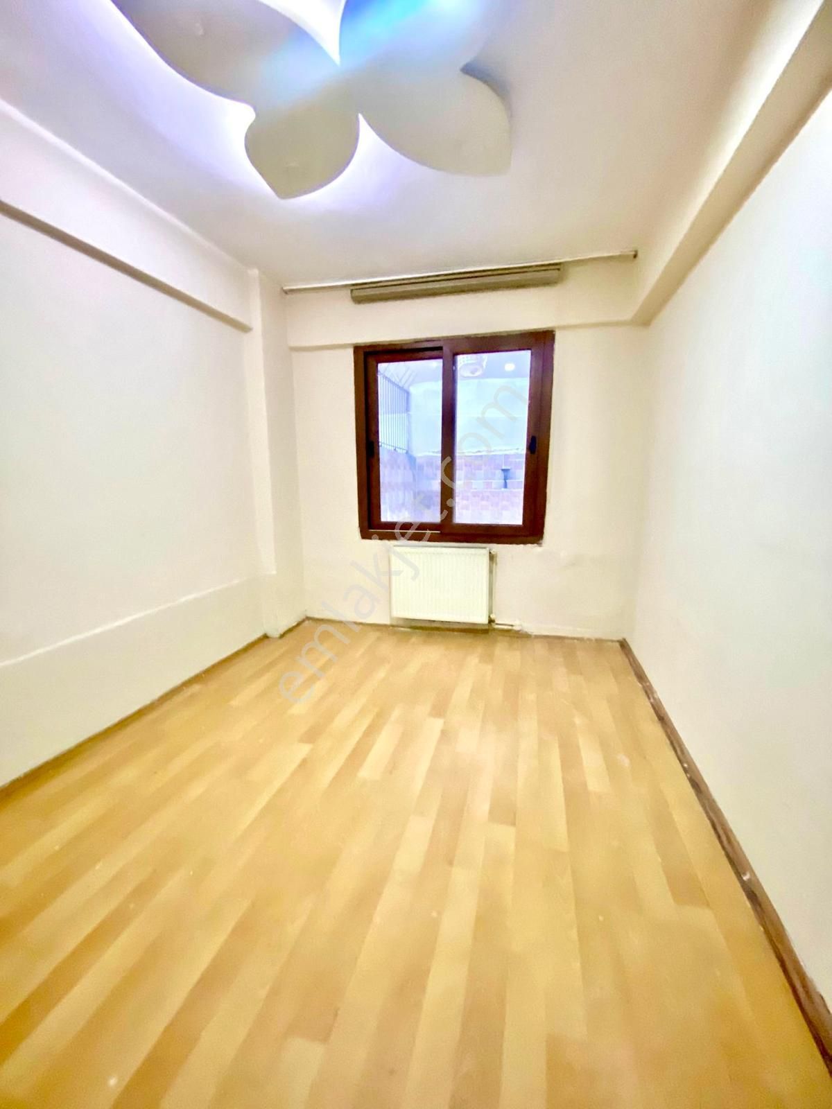 Zaimağa Caddesi 3+1 Doğalgazlı İçi Ful Yapılı - Görsel 12