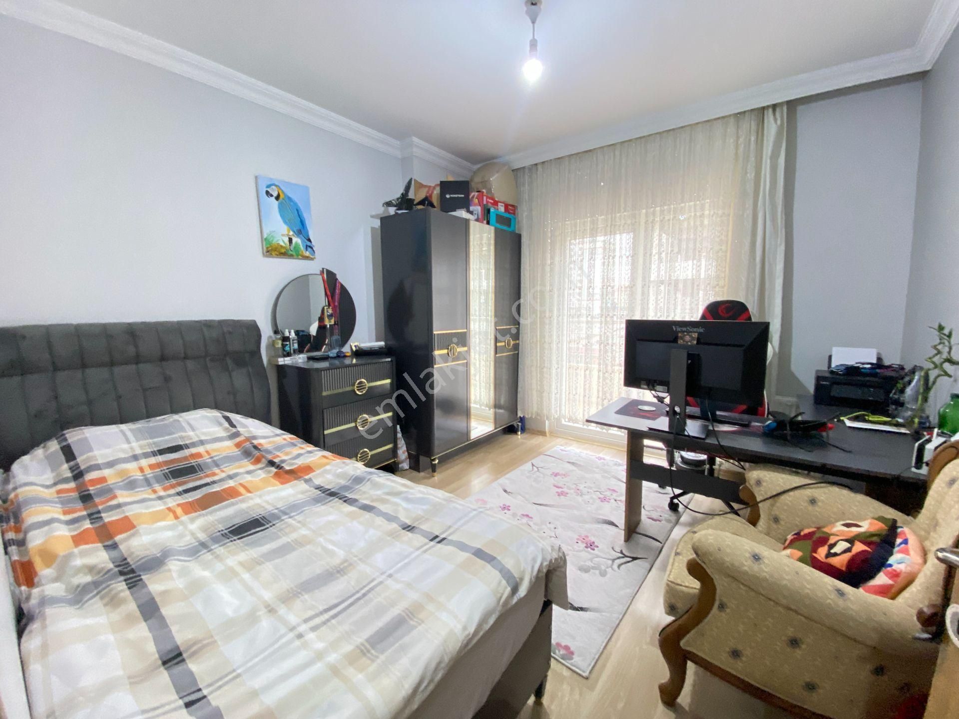 Gökçe Emlak'tan Saray Merkezde Güney Cepheli Satılık 3+1 Daire - Görsel 6