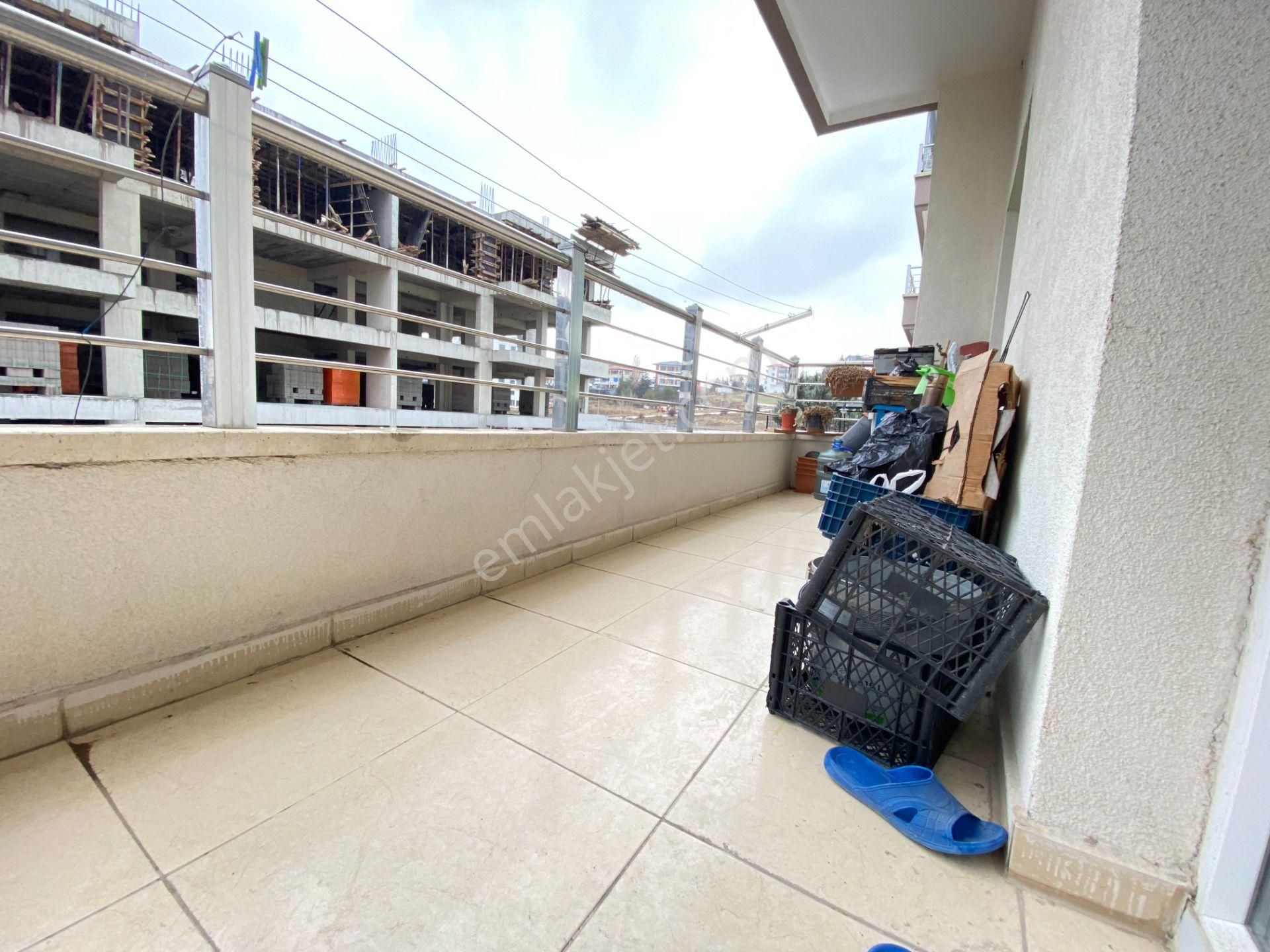 Gökçe Emlak'tan Saray Merkezde Güney Cepheli Satılık 3+1 Daire - Görsel 7