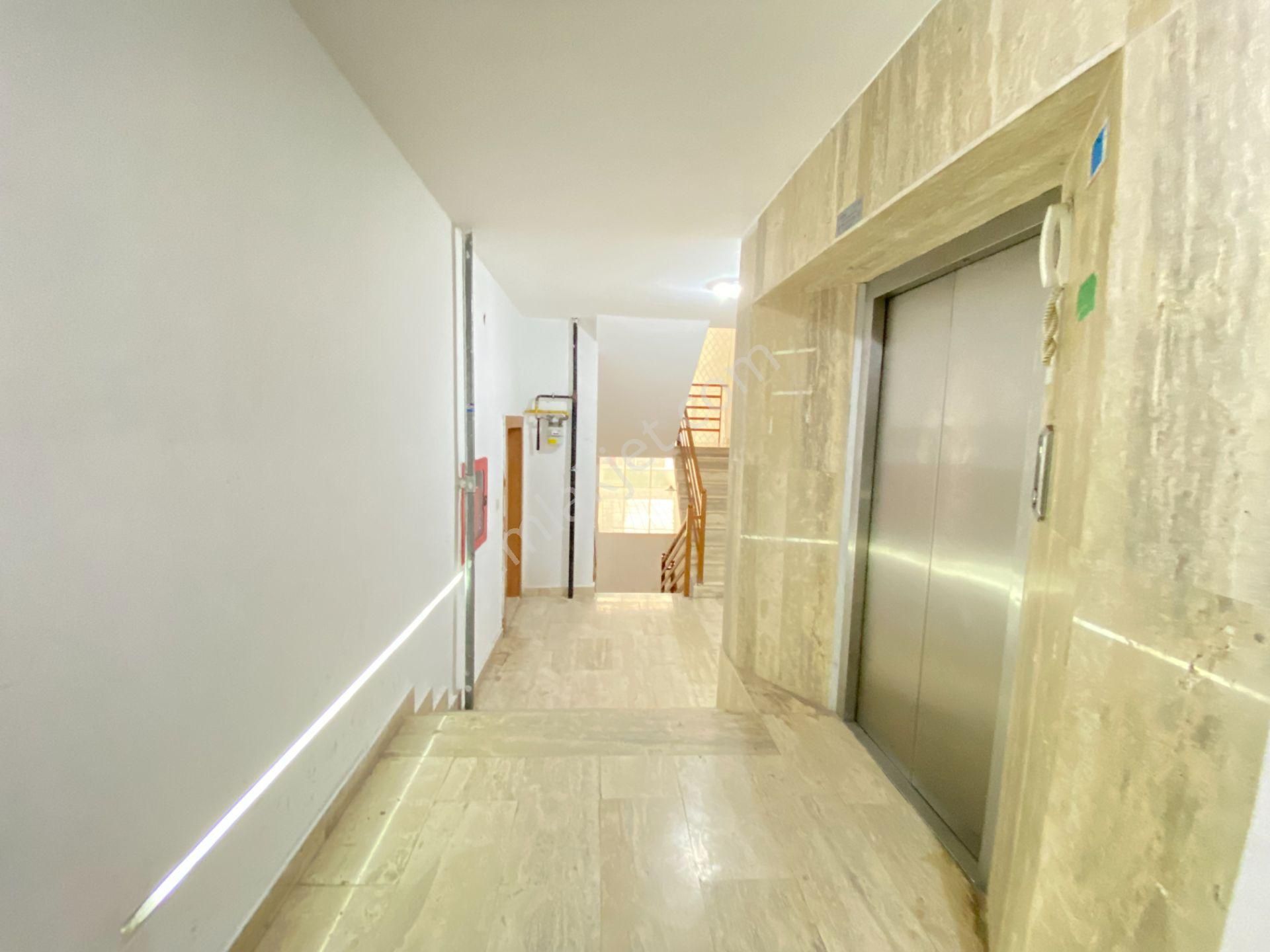 Gökçe Emlak'tan Saray Merkezde Güney Cepheli Satılık 3+1 Daire - Görsel 21