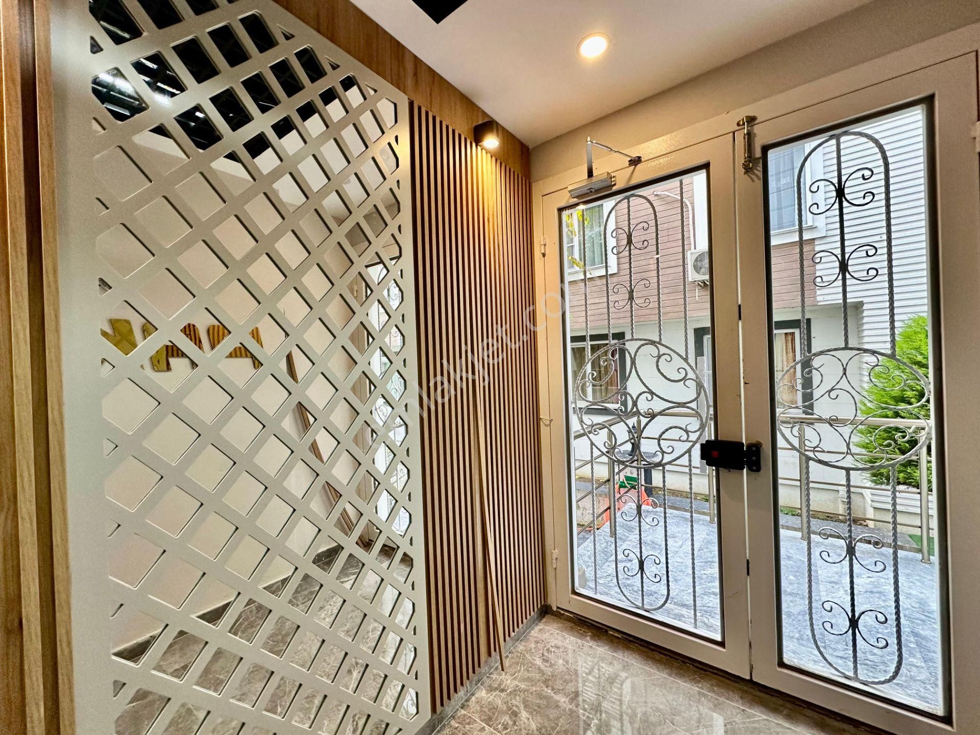 ꧁ay Emlaktan꧂akçay'da Muhteşem Konumlu Asansörlü Çift Banyolu Satılık 2+1 Şık Tasarım Dubleks Daire - Görsel 34