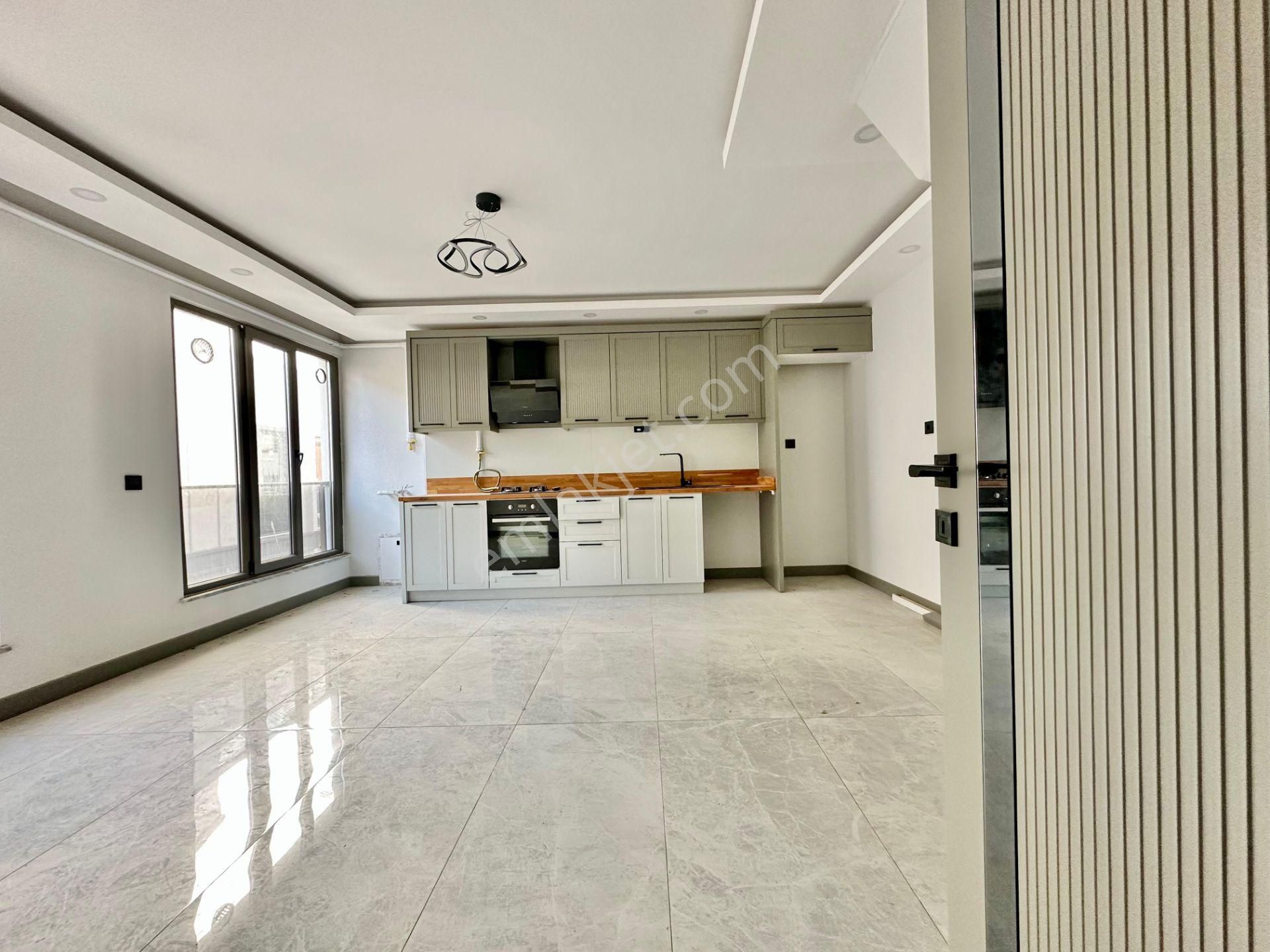 ꧁ay Emlaktan꧂akçay'da Muhteşem Konumlu Asansörlü Çift Banyolu Satılık 2+1 Şık Tasarım Dubleks Daire - Görsel 9