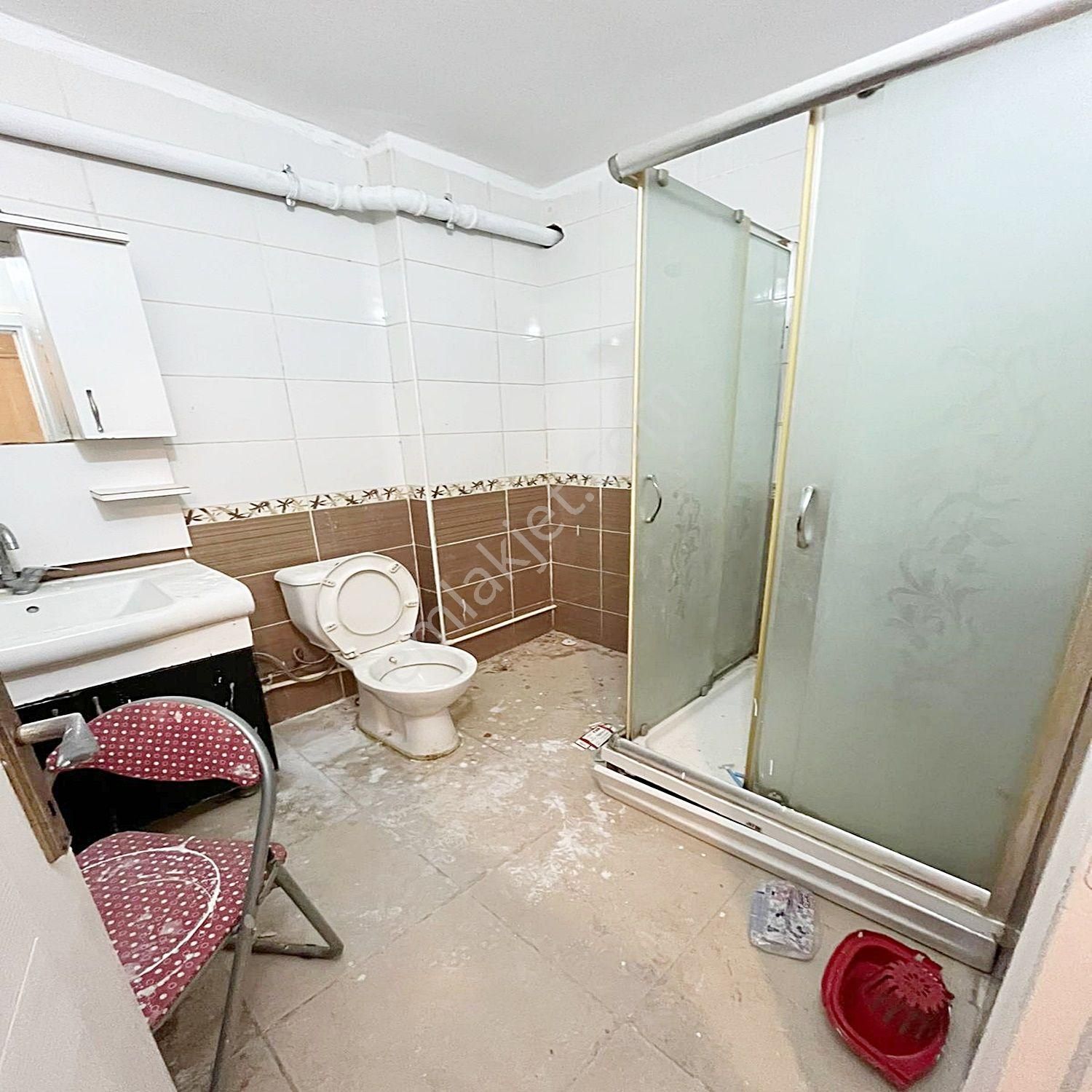 Metrobüsün Dibinde Bahçeli 1+1 Kiralık Daire - Görsel 8