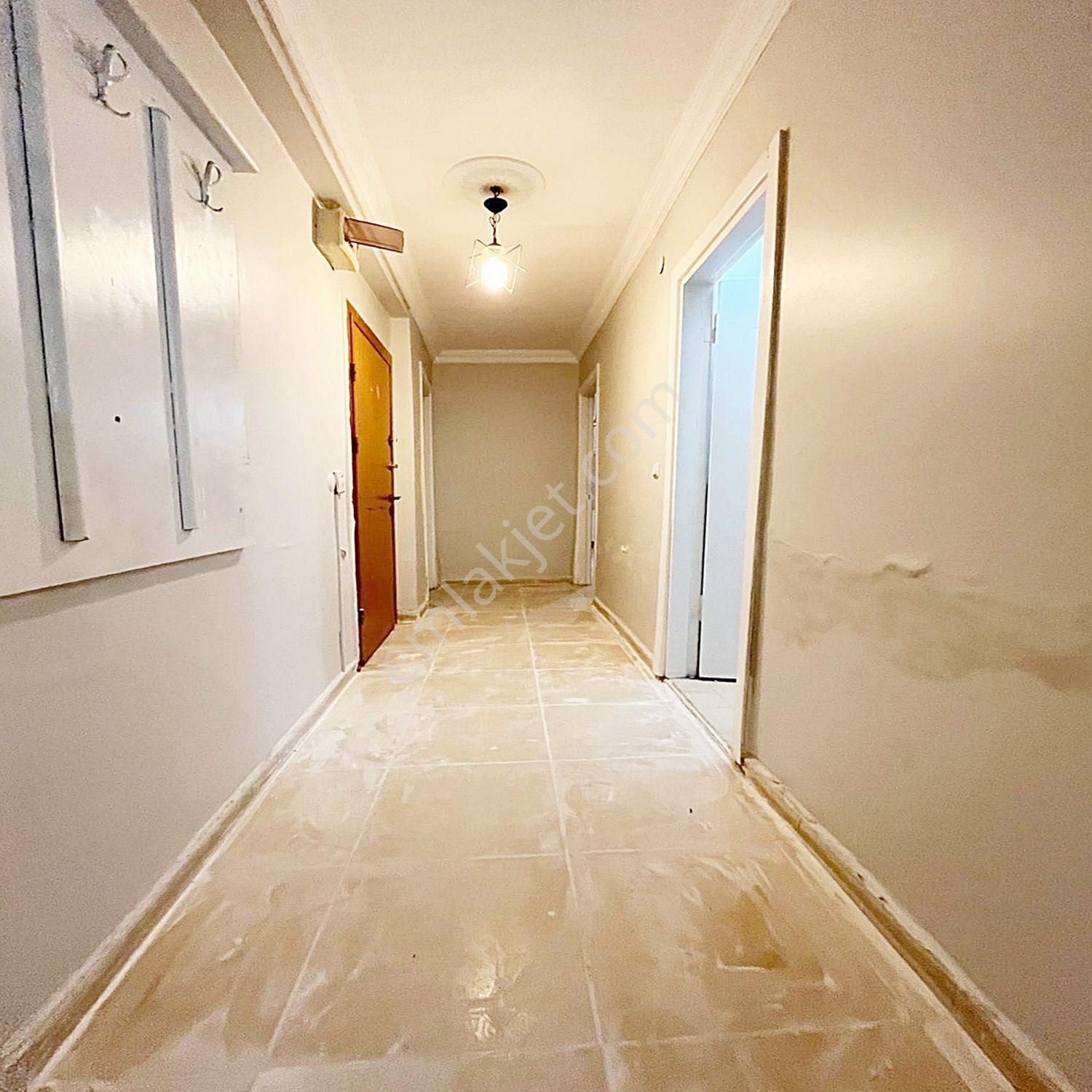 Metrobüsün Dibinde Bahçeli 1+1 Kiralık Daire - Görsel 9
