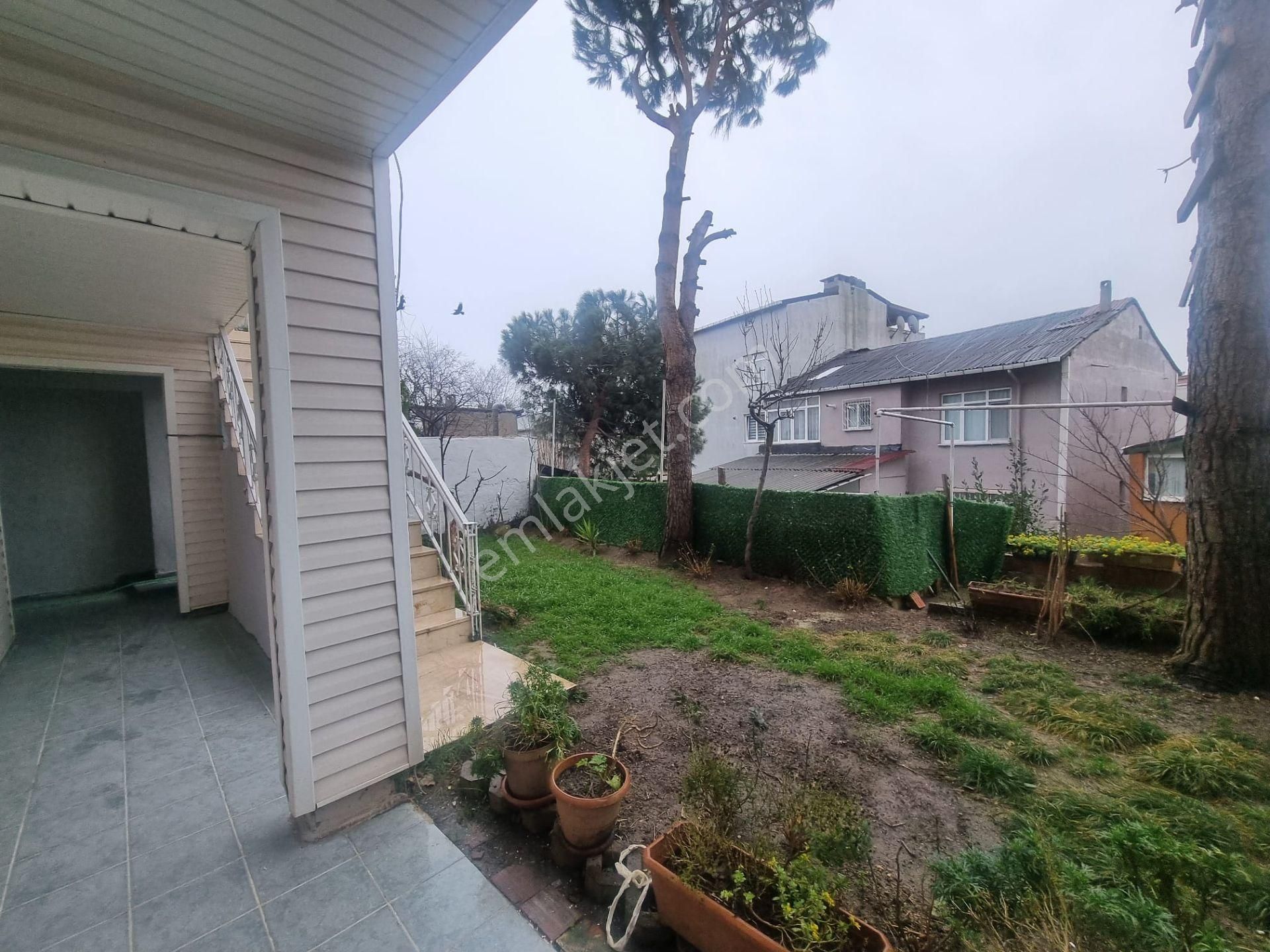 Tarabyaüstü Ömürtepe Ulaşım Çarşı Yakın 3+1 Bahçe Katı Daire