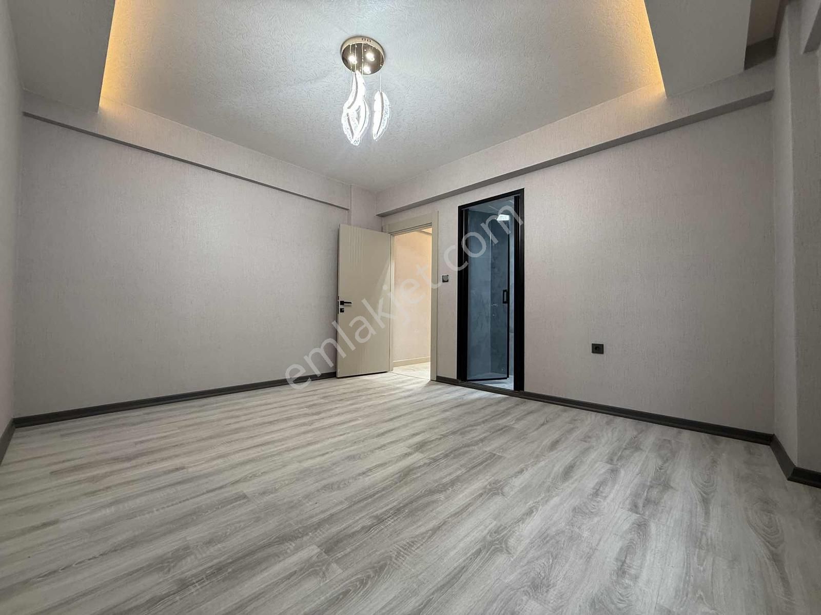 Mensa'dan Muhteşem Konumda Ve Yeşil Alan Cephe 155m2 E.banyolu - Görsel 3