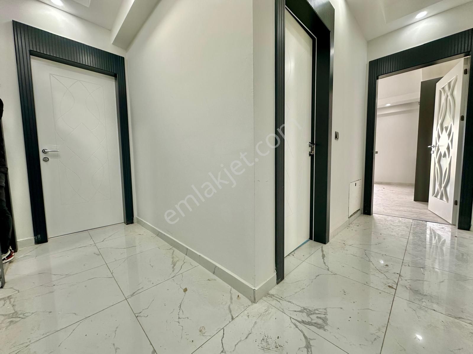 ꧁akçay Ay Emlak'tan꧂akçay'da Kapalı Otoparklı Denize Yakın Müstakil Tadında Satılık 2+1 Daire - Görsel 30