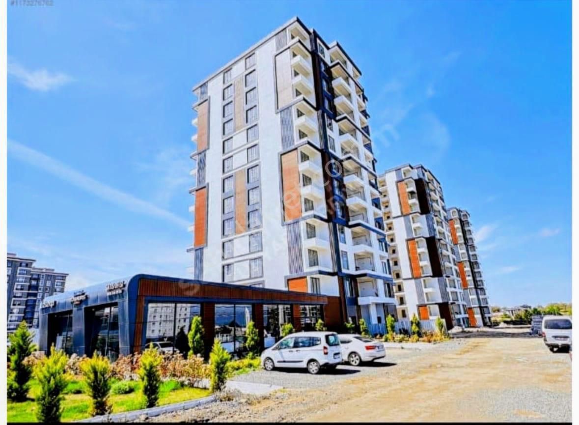 Emlak Konutlarında Satilik Lux Daire