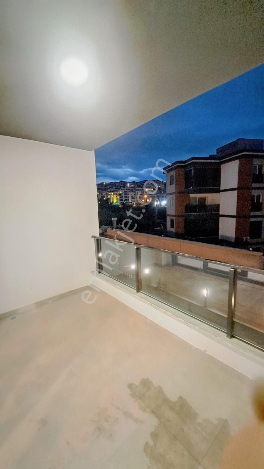 Yerden Isıtmalı Havuzlu Bol Sosyal Tesisli Lüx Rezidans - Görsel 4