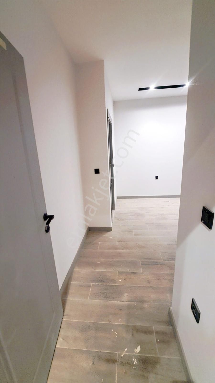 Yerden Isıtmalı Havuzlu Bol Sosyal Tesisli Lüx Rezidans - Görsel 6