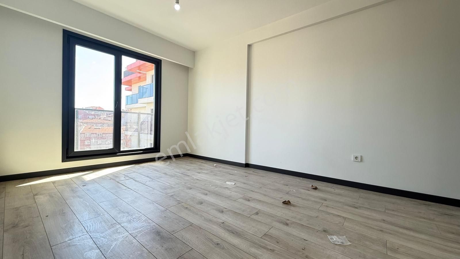 Talatpaşa Mari Vadi Evlerinde 2+1 Kiralık Daire Metrobüse 6dk - Görsel 20