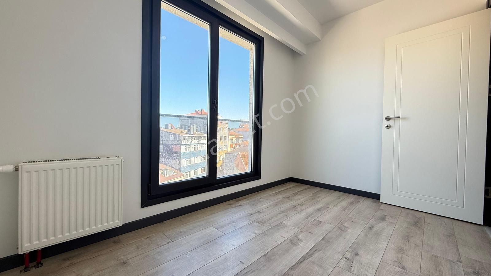 Talatpaşa Mari Vadi Evlerinde 2+1 Kiralık Daire Metrobüse 6dk - Görsel 12