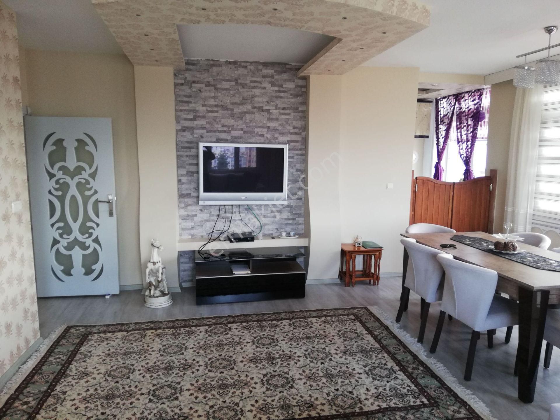 Adana Beyazevler Özal Bulvarına İller Bankası. Yakın Otoban Kavşağında Eşyalı 2+1 Kiralık Daire