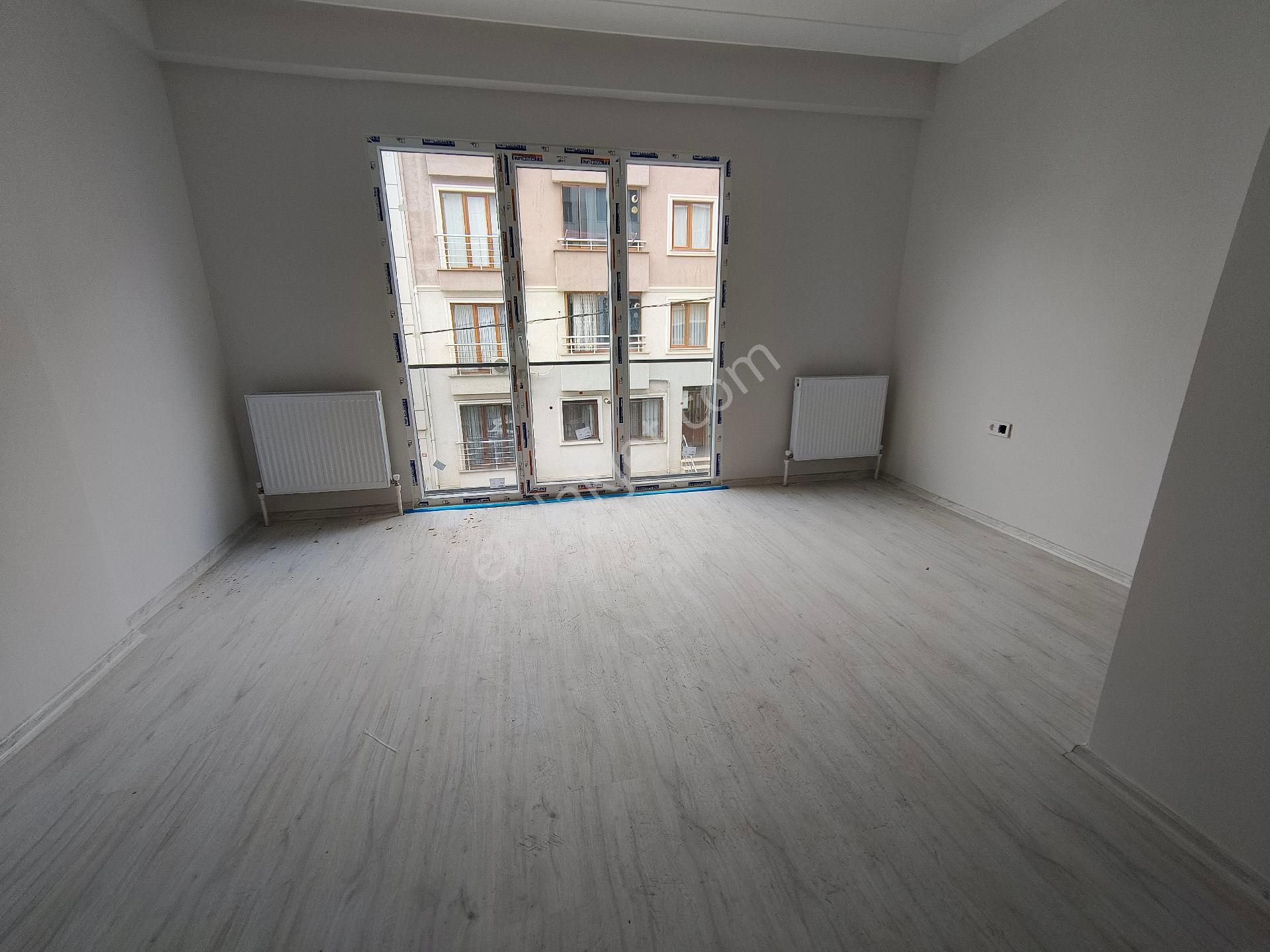 Güneyden Sıfır Binada Krediye Uygun 2+1.85 M2 Balkonlu Daire - Görsel 12