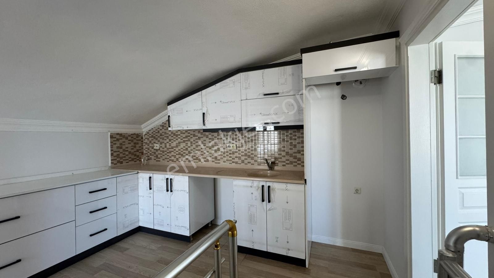 Aydın Didim Efeler Mah. Satılık Merkezde 3+1 Dubleks 120 M2 Daire - Görsel 9