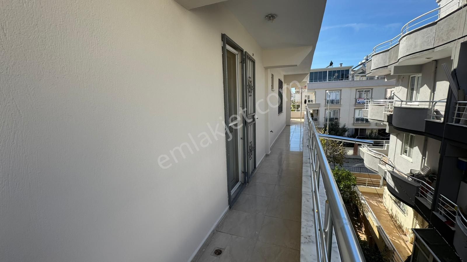 Aydın Didim Efeler Mah. Satılık Merkezde 3+1 Dubleks 120 M2 Daire - Görsel 2