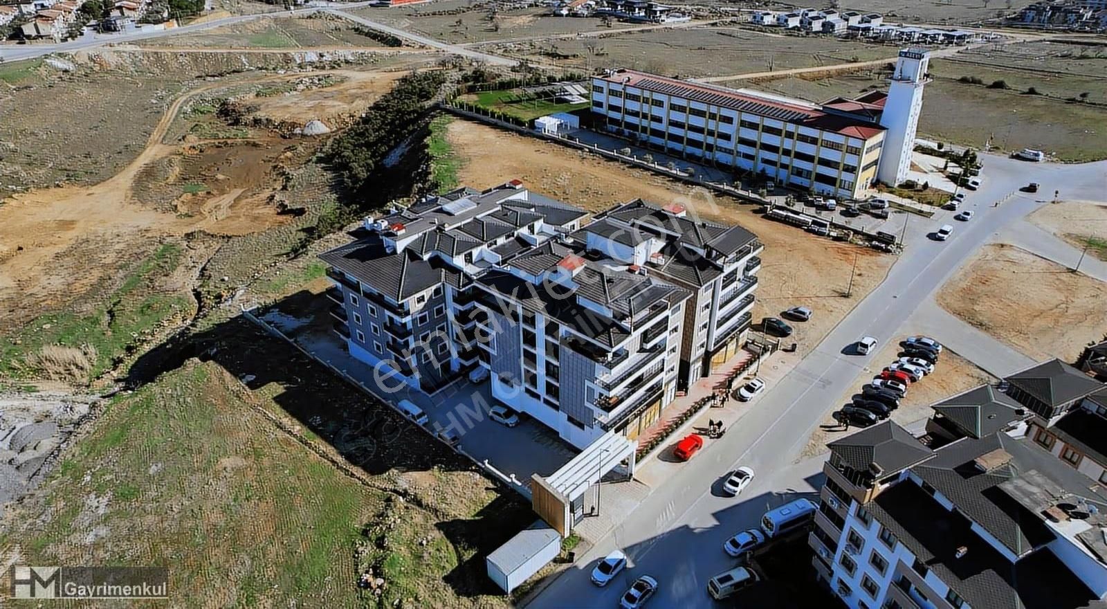 Hm Gayrimenkul'den Merkezi Konumda 3+1 Sıfır Daire