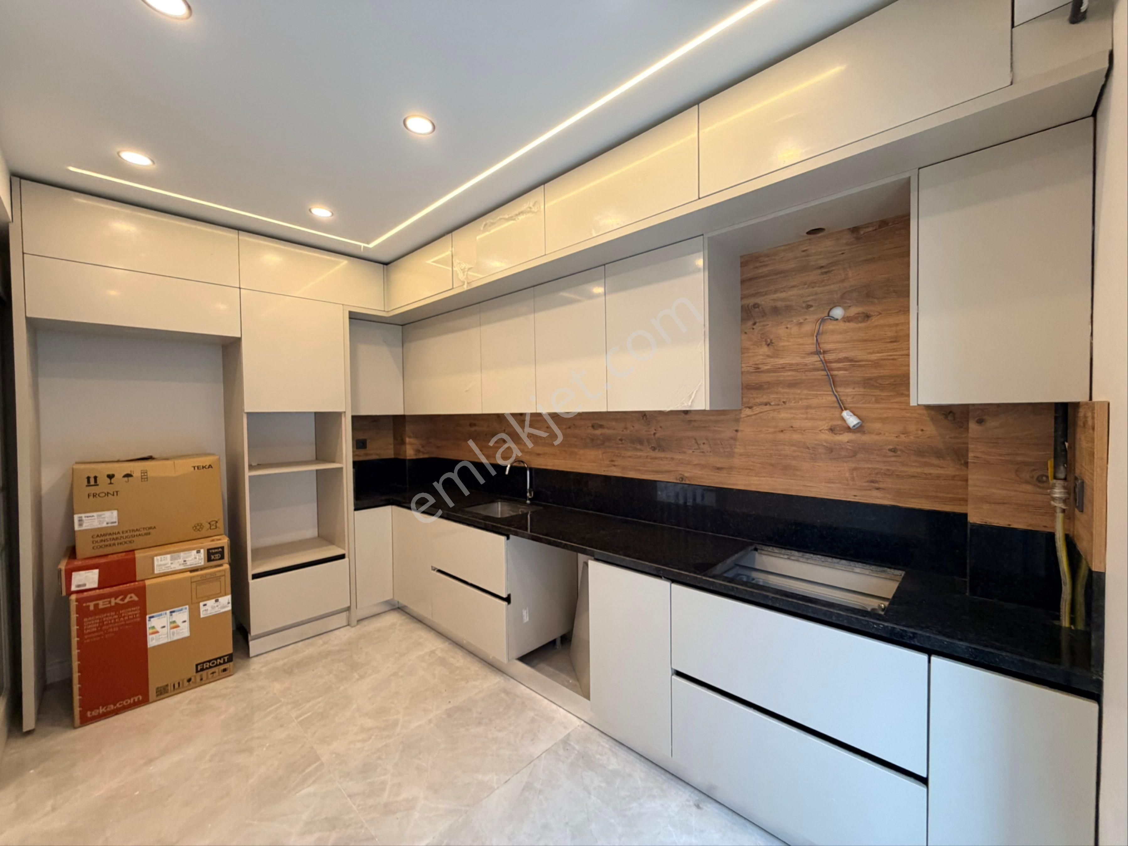 Önelerde 3+1 - Site İçerisinde Güvenlikli Satılık Sıralı Villa - Görsel 8