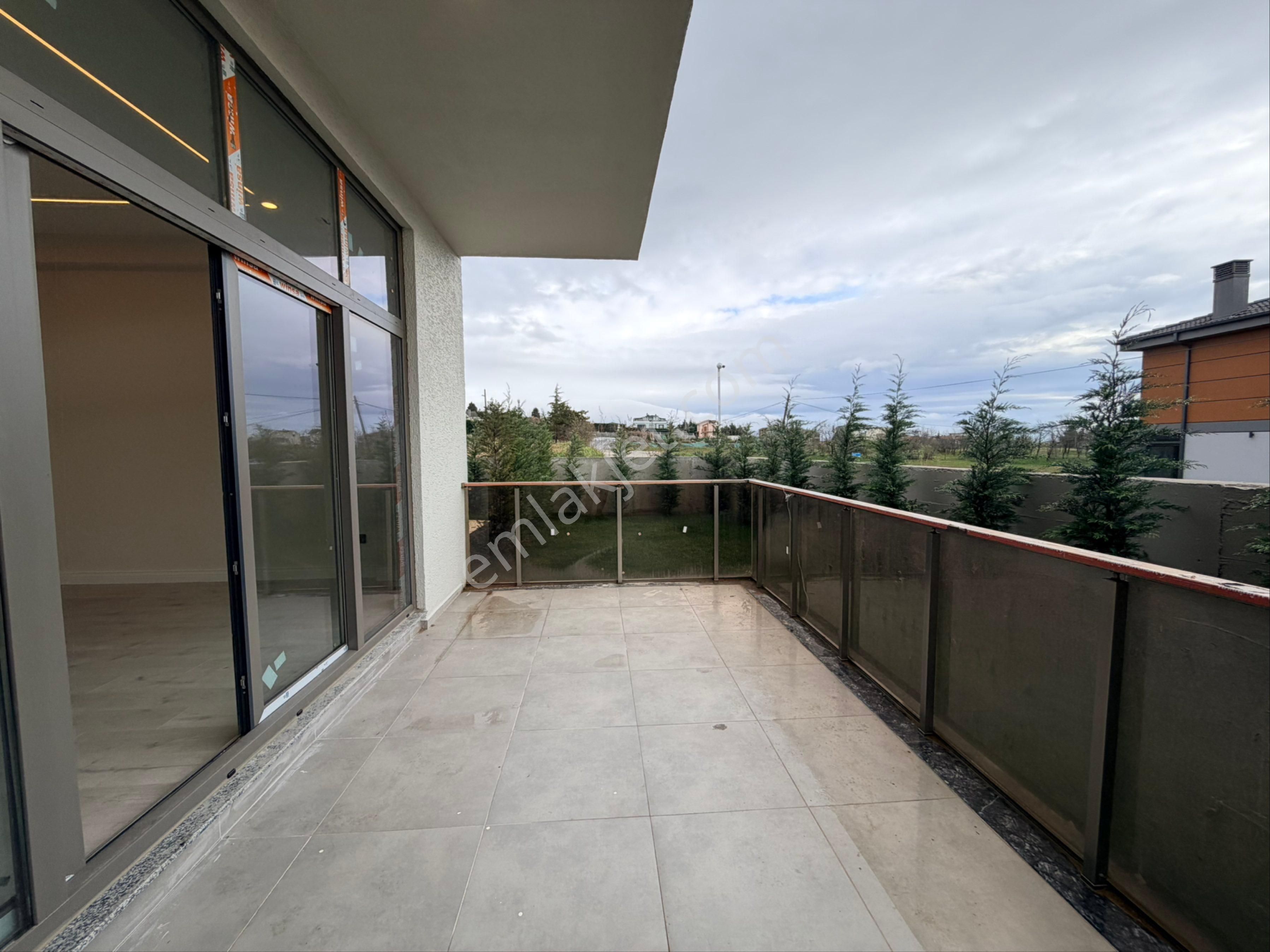 Önelerde 3+1 - Site İçerisinde Güvenlikli Satılık Sıralı Villa - Görsel 17