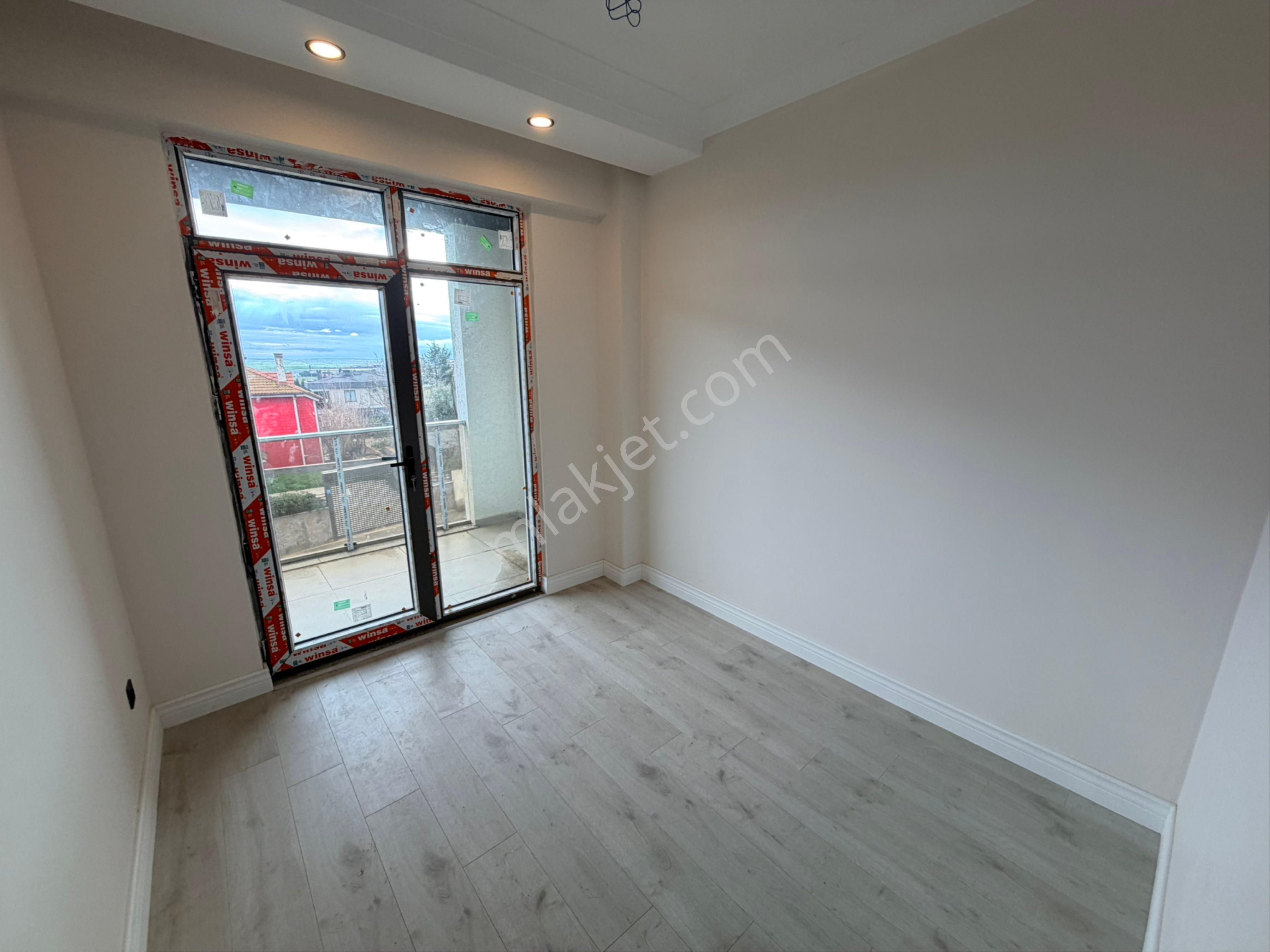 Önelerde 3+1 - Site İçerisinde Güvenlikli Satılık Sıralı Villa - Görsel 28
