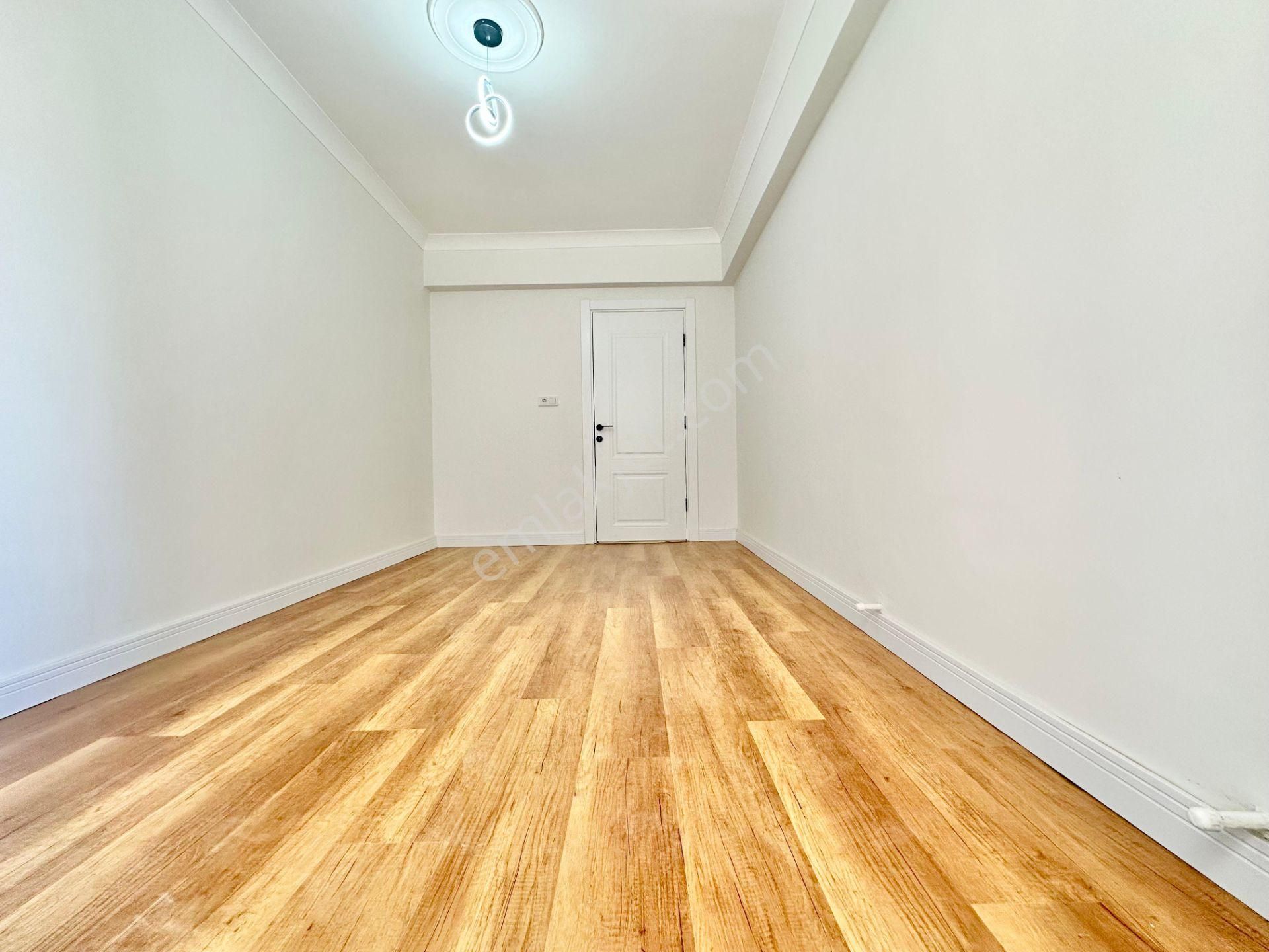 ꧁akçay Ay Emlaktan꧂ Türk Hamamlı Şık Tasarımlı Ebeveyn Banyolu Ön Cephe Satılık 3+1 Daire - Görsel 15