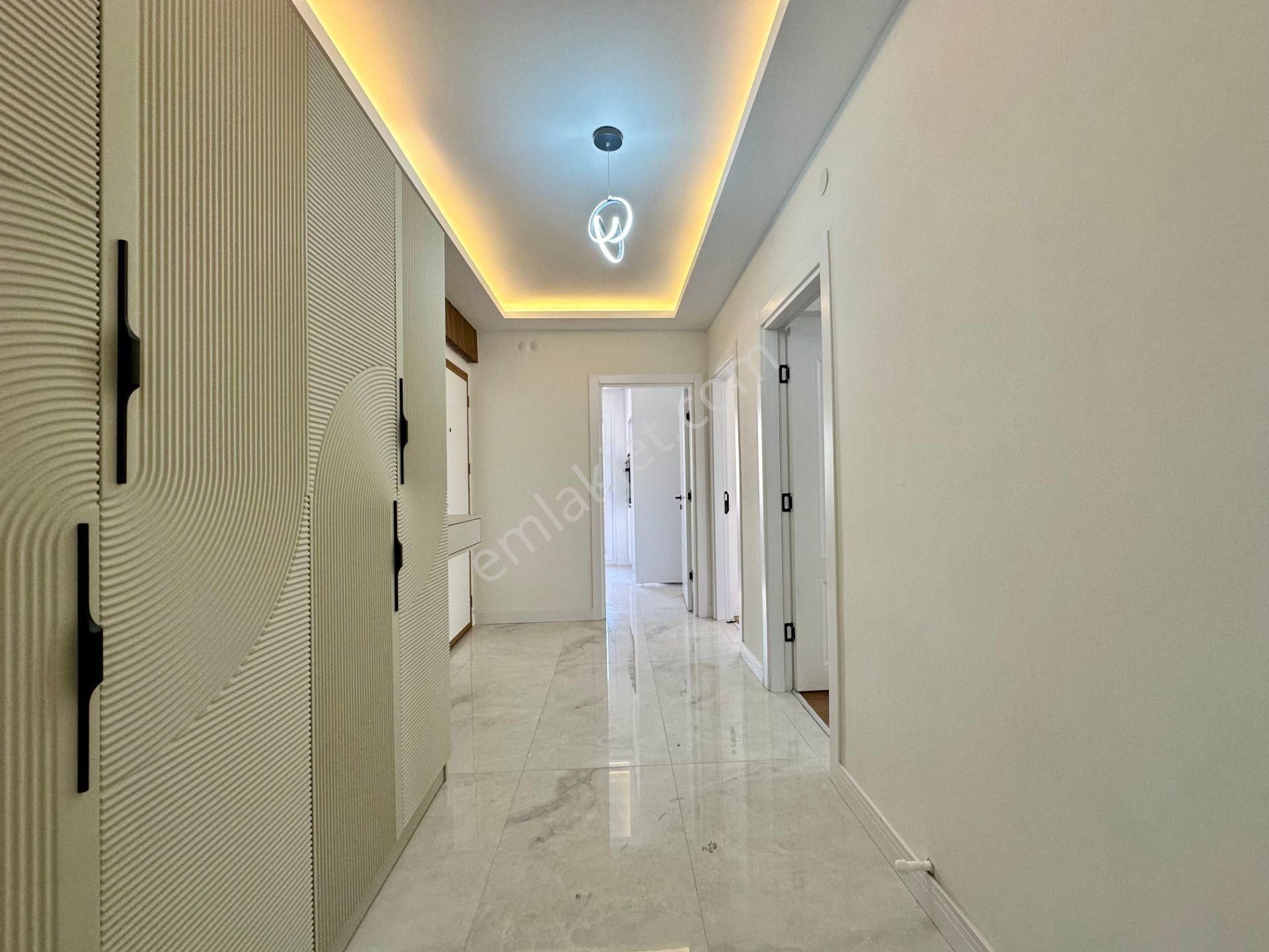 ꧁akçay Ay Emlaktan꧂ Türk Hamamlı Şık Tasarımlı Ebeveyn Banyolu Ön Cephe Satılık 3+1 Daire - Görsel 31