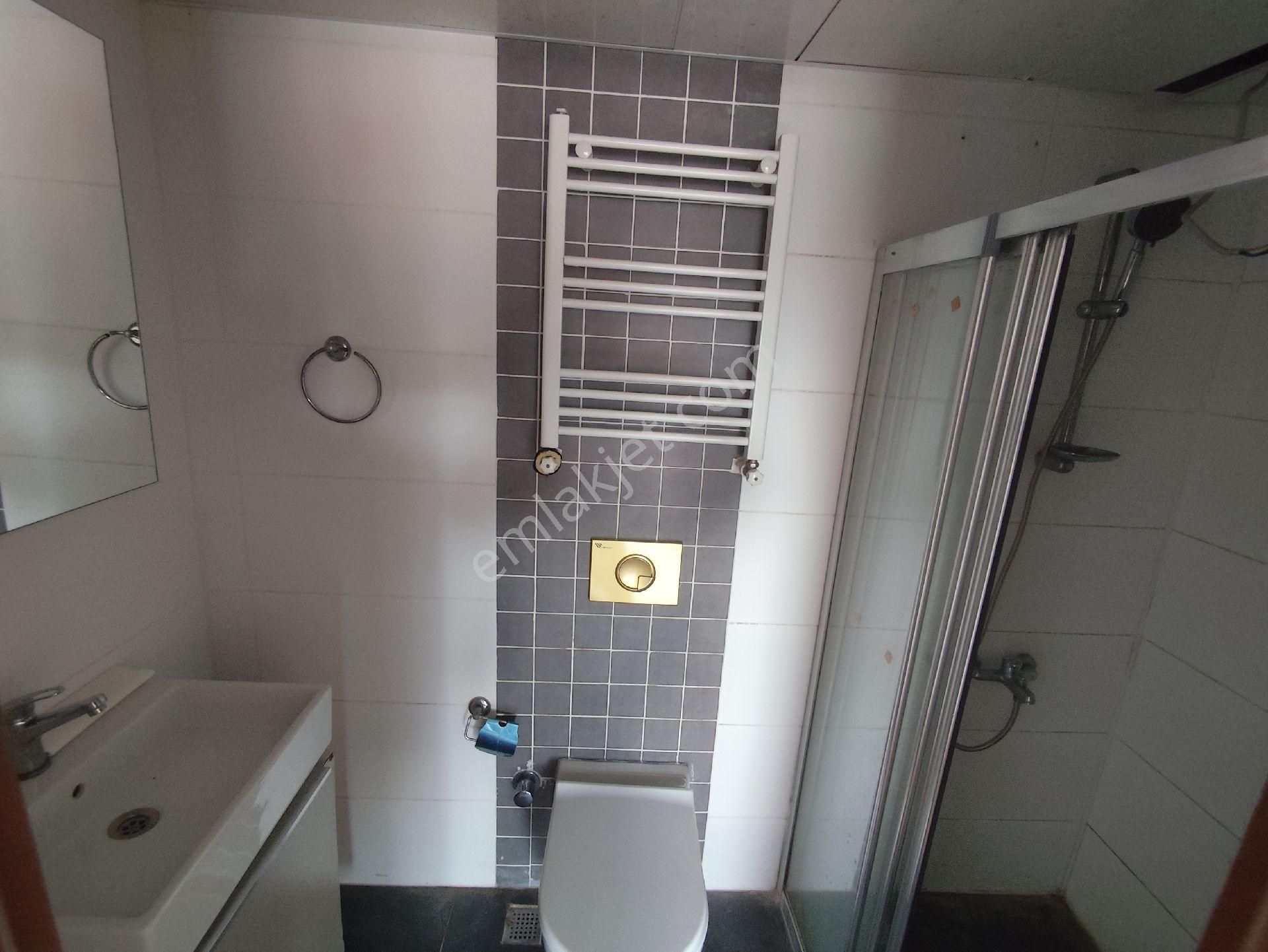 Kozanyolu'nda Süper Konumda Kiralık 2+1 Az Katlı Doğalgazlı Daire! - Görsel 22