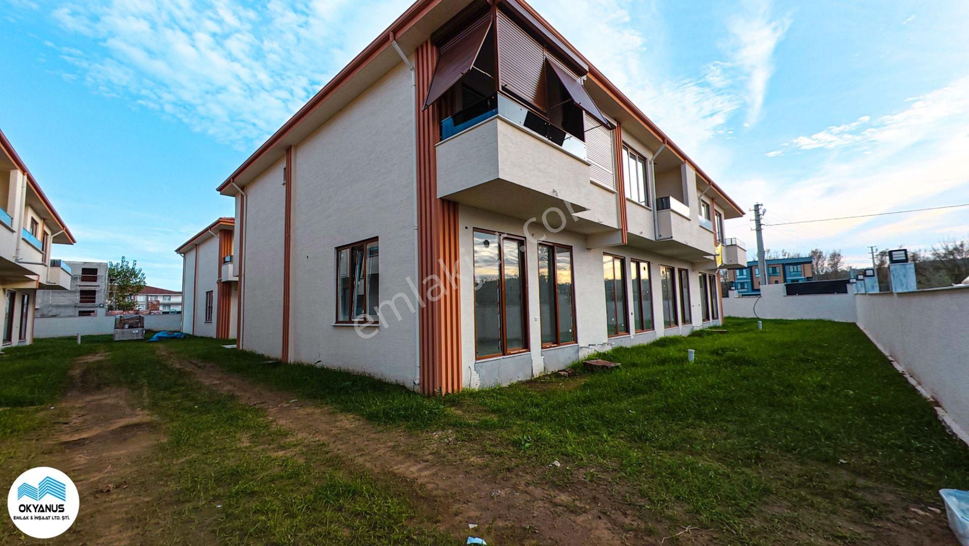 Sakarya Karasu Da Merkezde Şık 3+1 Villa