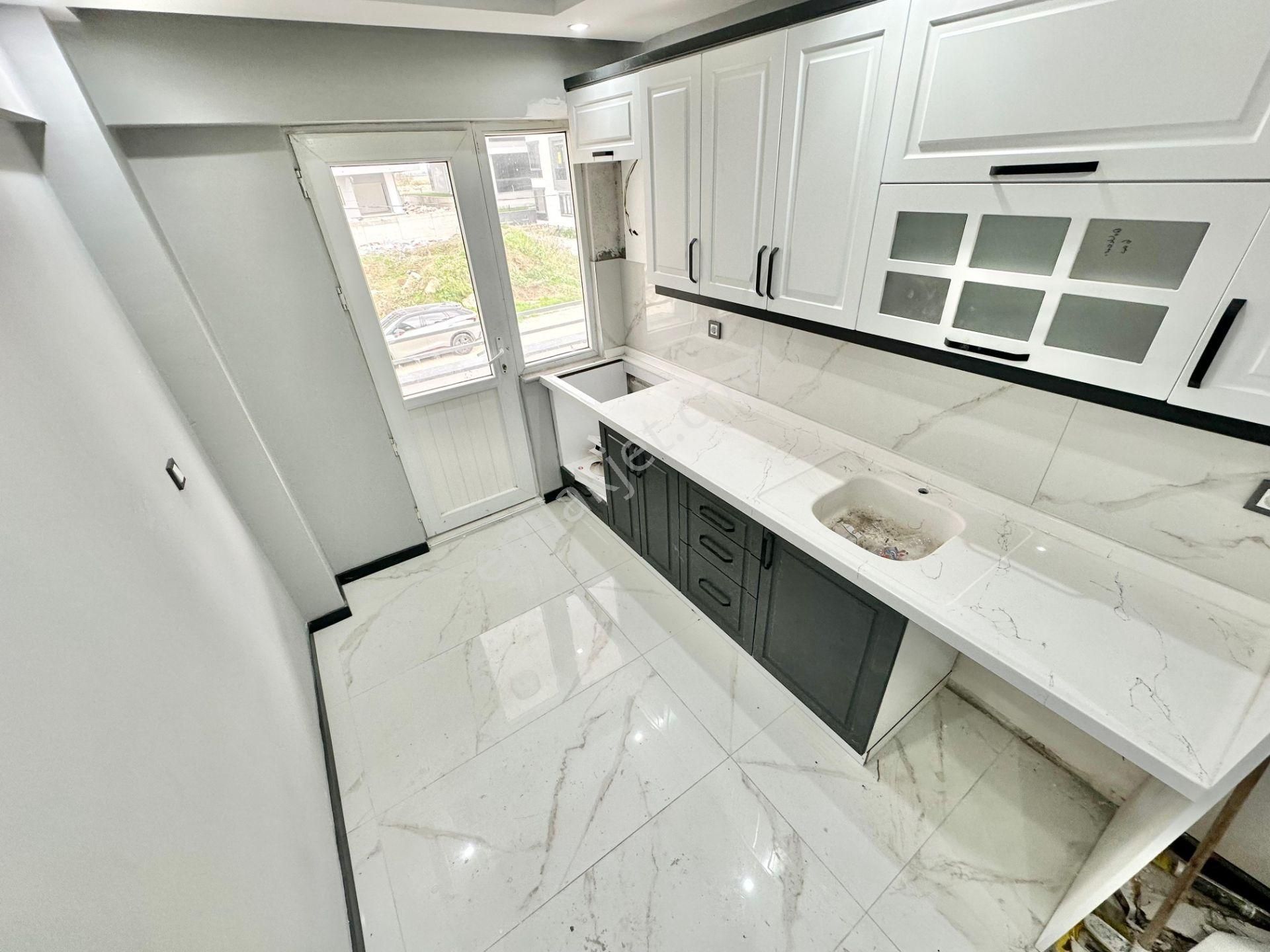 ꧁ay Emlaktan꧂akçay'da Denize Yakın Arakat Ön Cephe 3+1 Lüx Daire - Görsel 2