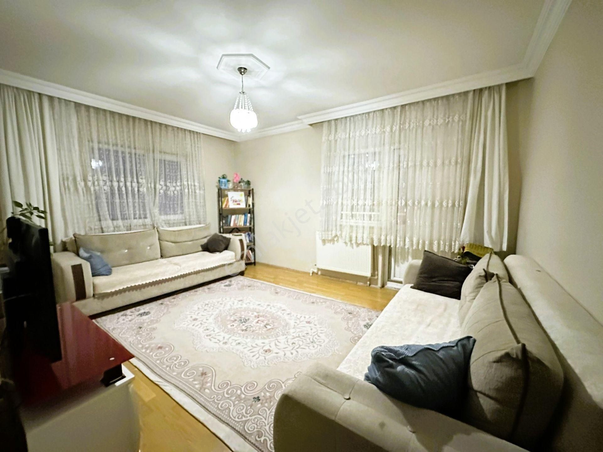 Gökçe Emlak'tan Merkezi Konumda 4+1 K.otoparklı Daire - Görsel 4