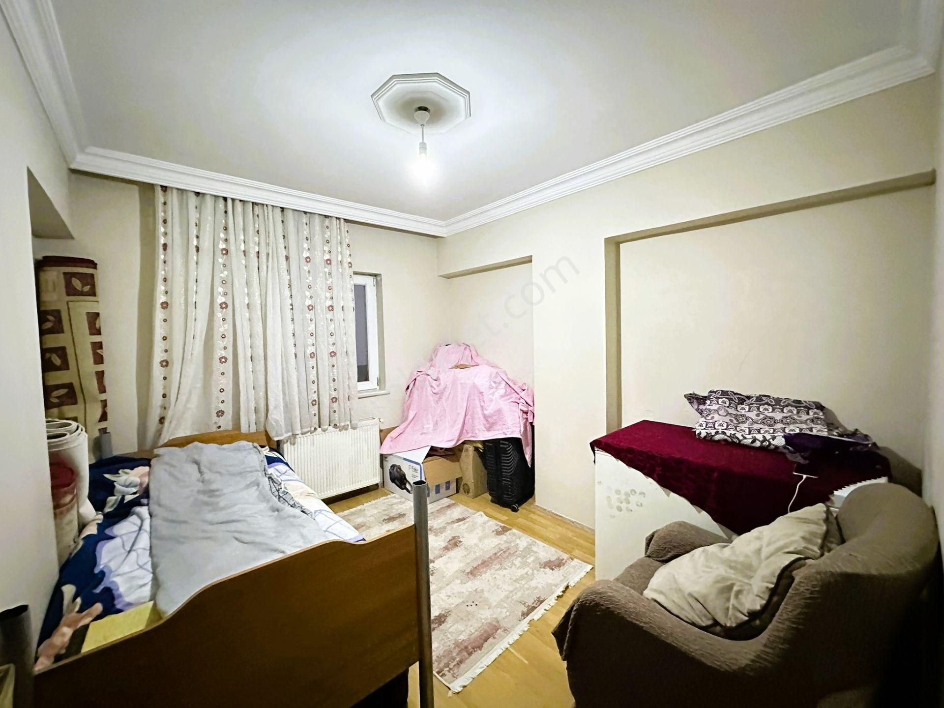 Gökçe Emlak'tan Merkezi Konumda 4+1 K.otoparklı Daire