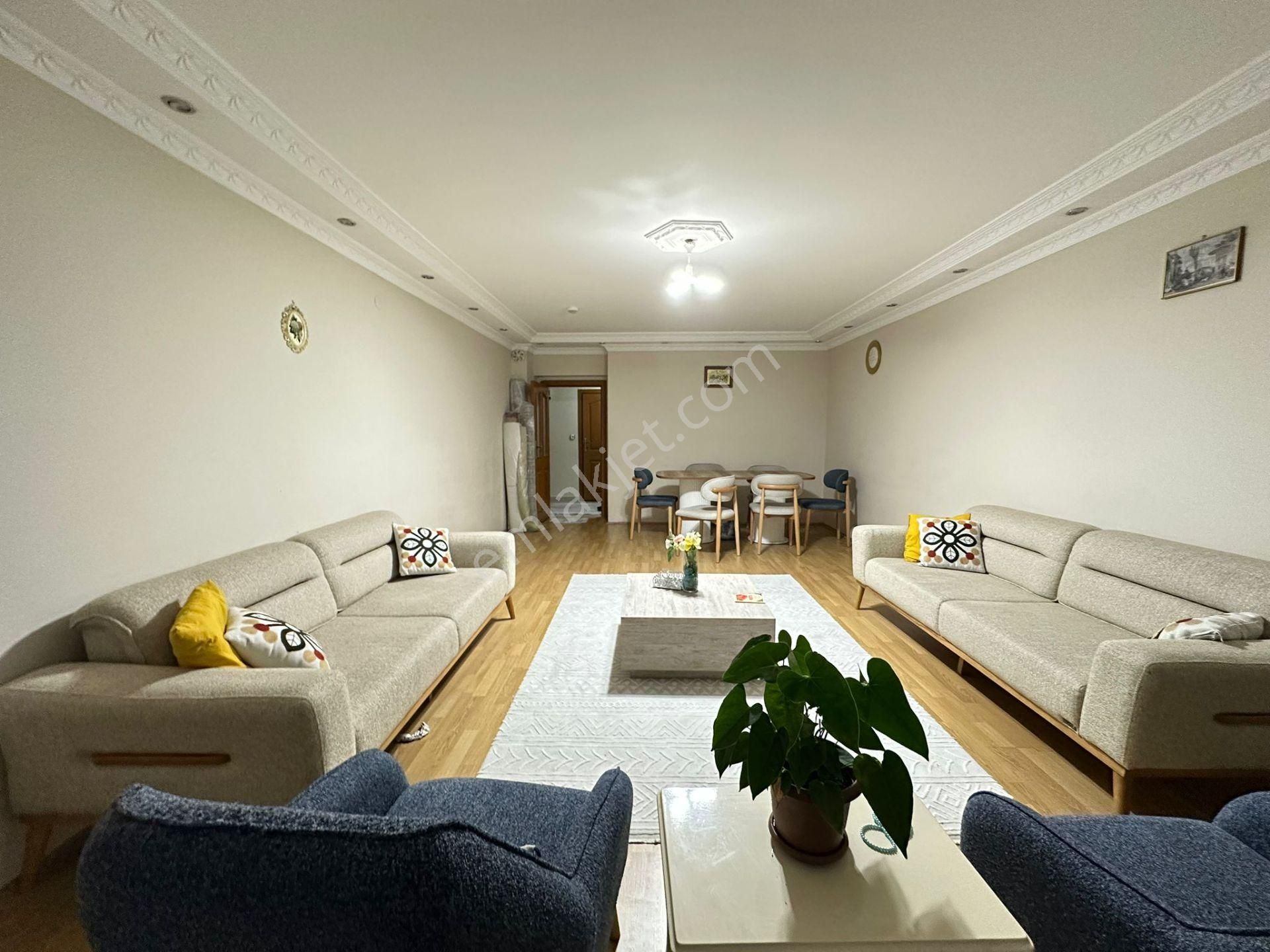 Gökçe Emlak'tan Merkezi Konumda 4+1 K.otoparklı Daire - Görsel 11