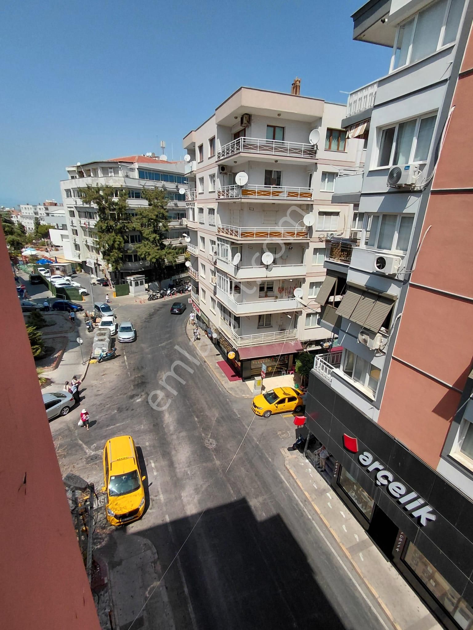 Ordu Caddesi Yakını 3+1 Arakat Köşe Bina - Görsel 23