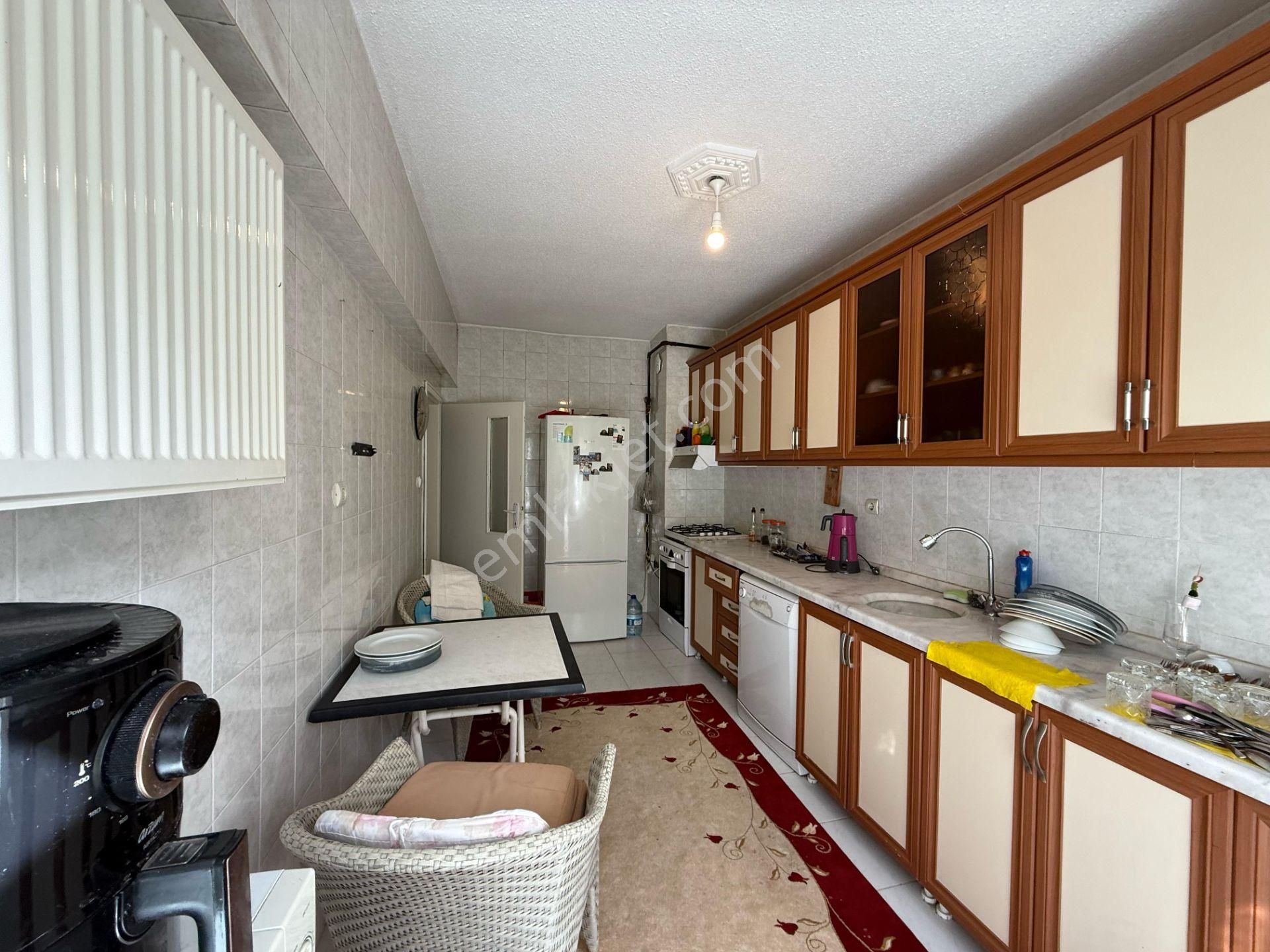 Kalecik Emlak'tan Asansörlü 2. Kat Batı, Masrafsız, 3+1 125m² - Görsel 4