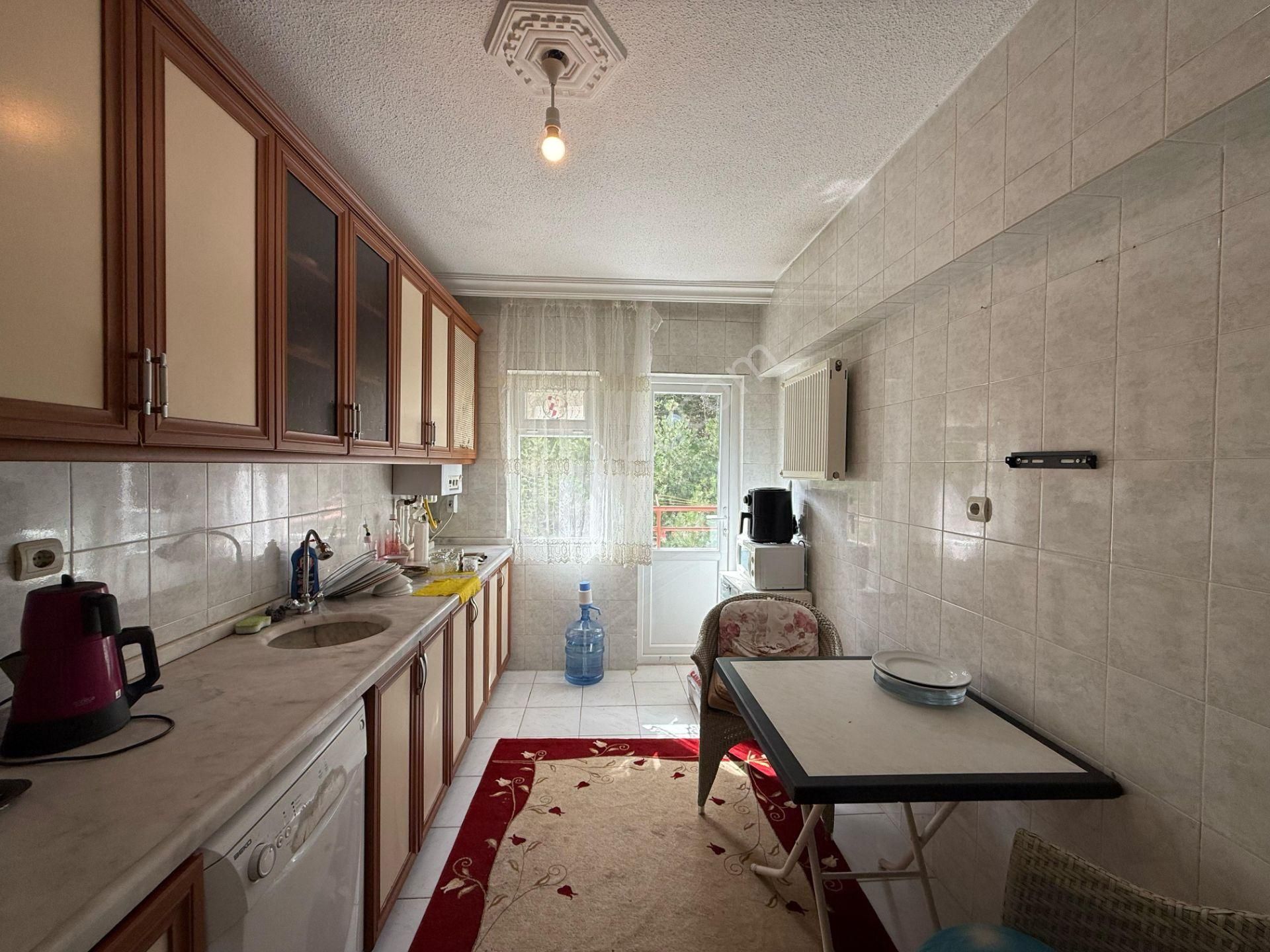 Kalecik Emlak'tan Asansörlü 2. Kat Batı, Masrafsız, 3+1 125m² - Görsel 3