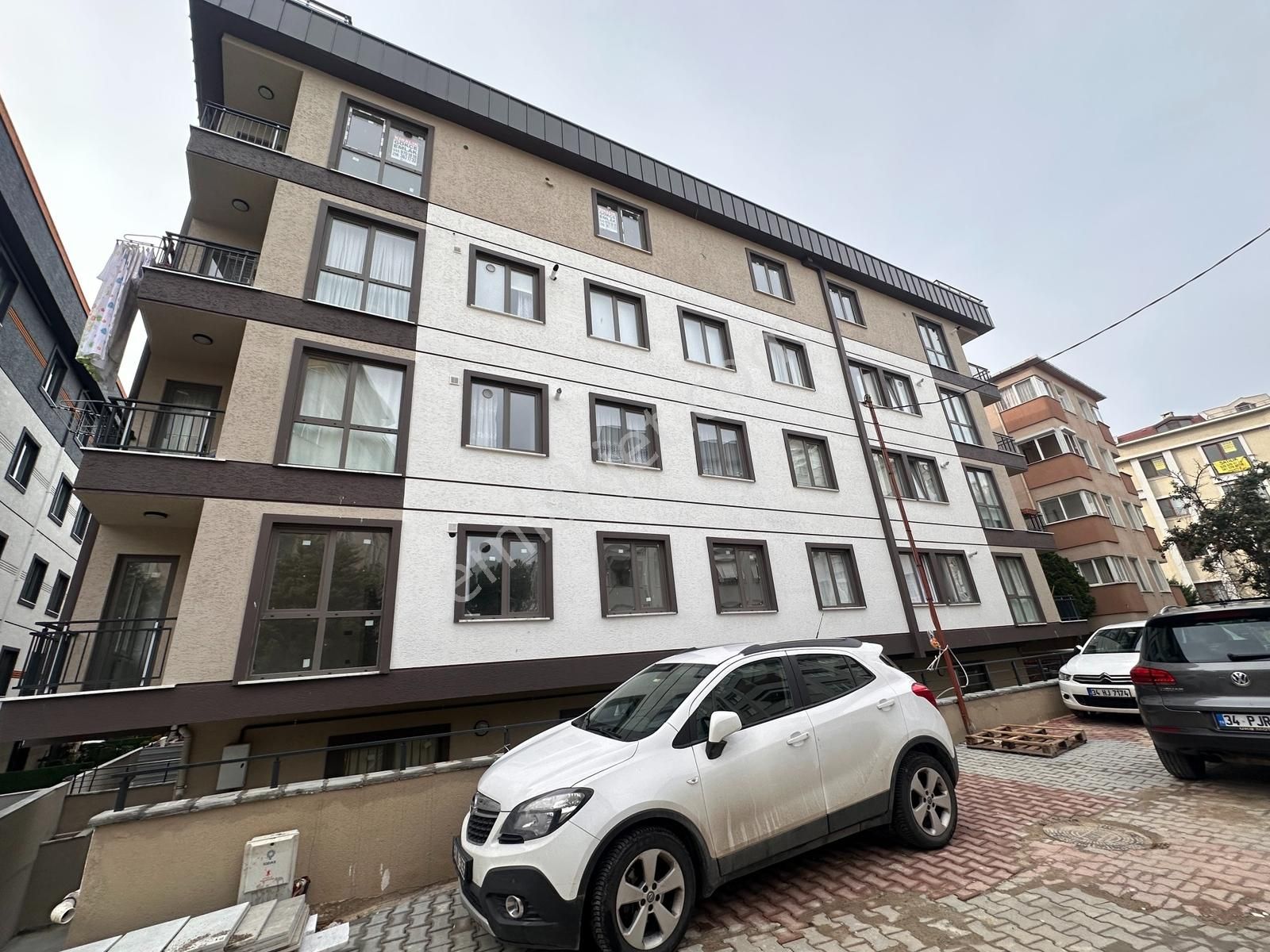 Tamiş'den Altıntepe'de Sıfır Binada Geniş Özel Teraslı Ferah 1+1