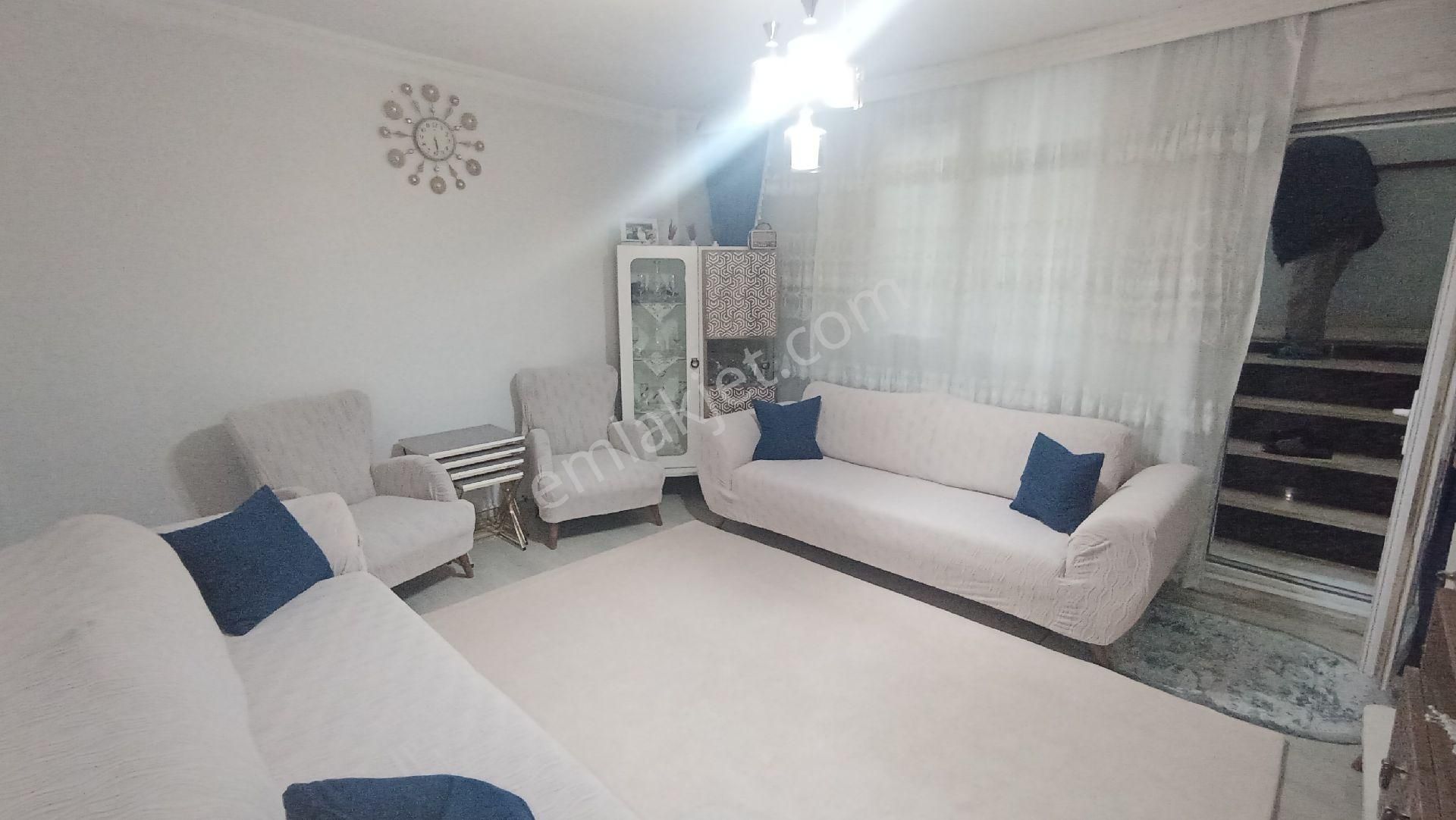 Konumu Güzel Bakımlı Bahceli 2+1 Giriş Kat Daire - Görsel 2