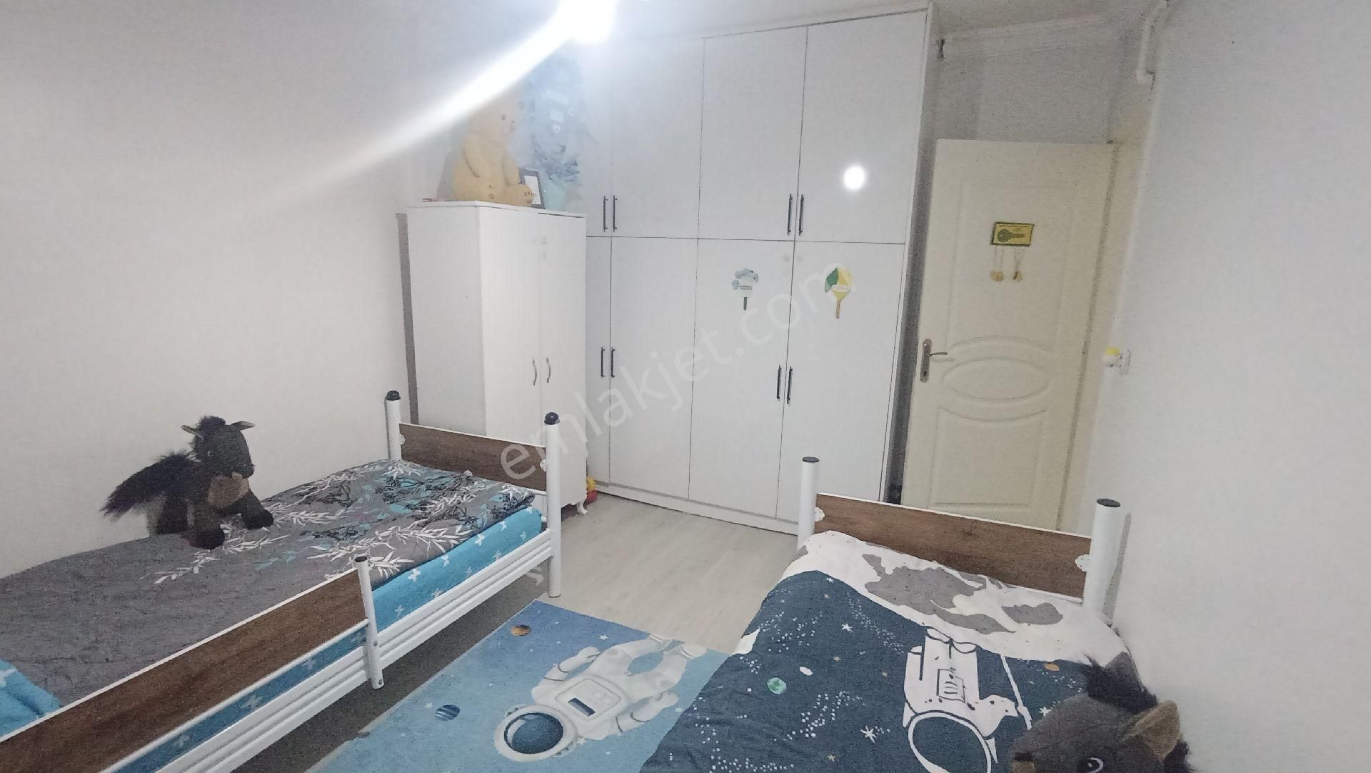 Konumu Güzel Bakımlı Bahceli 2+1 Giriş Kat Daire - Görsel 19