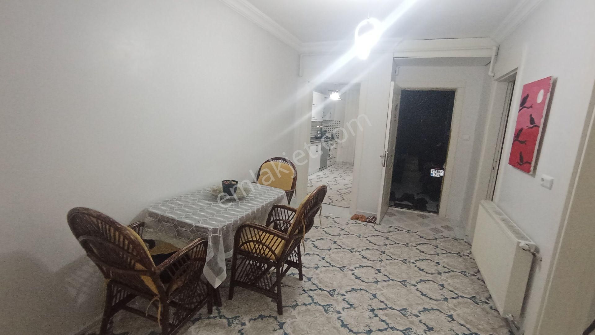 Konumu Güzel Bakımlı Bahceli 2+1 Giriş Kat Daire - Görsel 22