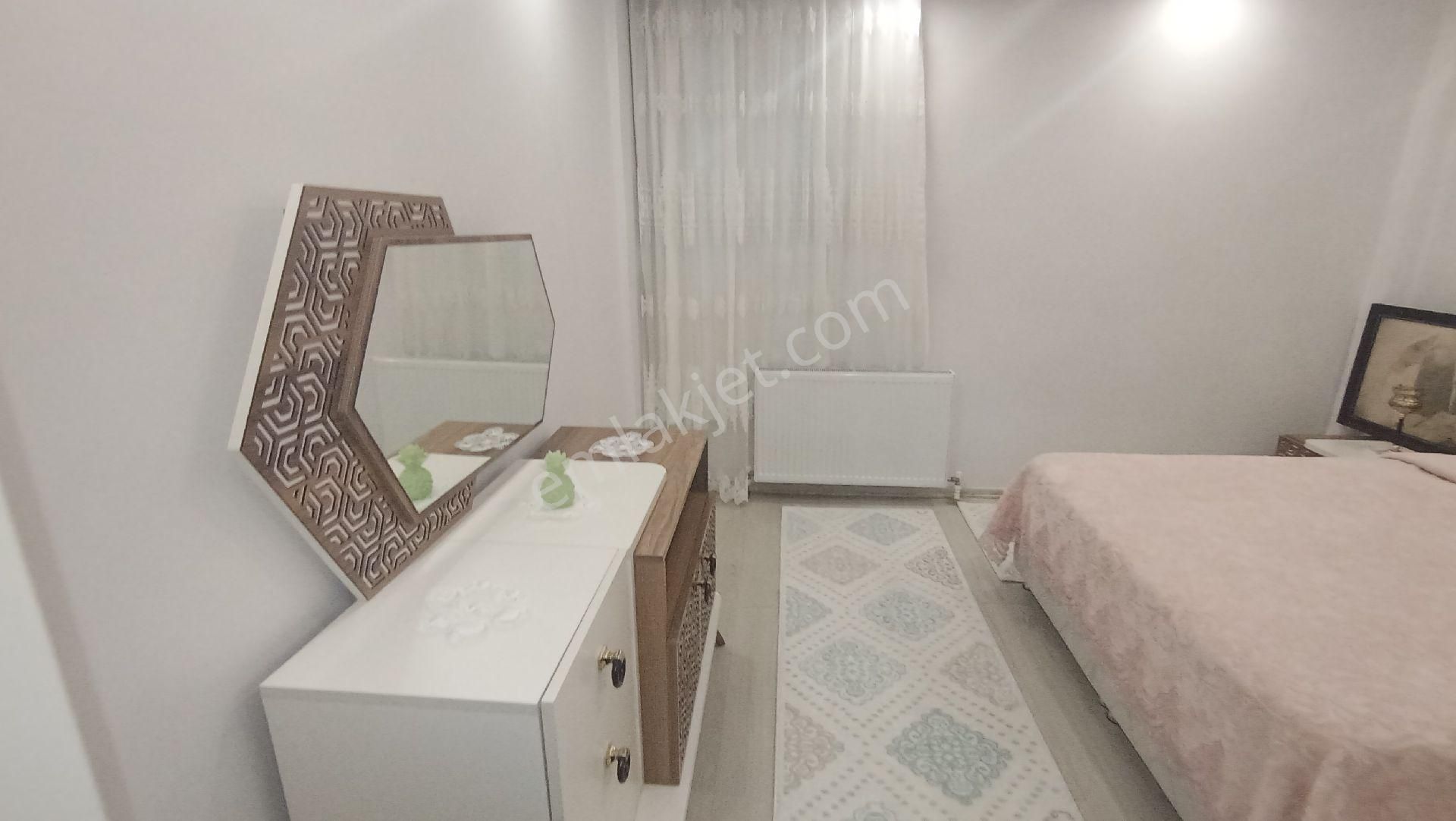 Konumu Güzel Bakımlı Bahceli 2+1 Giriş Kat Daire - Görsel 24