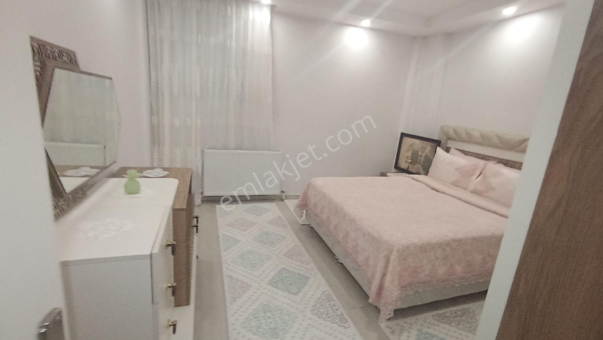 Konumu Güzel Bakımlı Bahceli 2+1 Giriş Kat Daire - Görsel 23