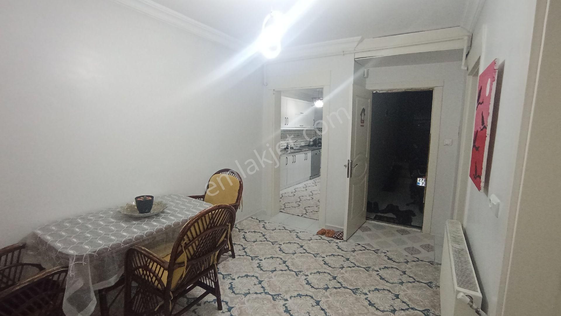 Konumu Güzel Bakımlı Bahceli 2+1 Giriş Kat Daire - Görsel 29