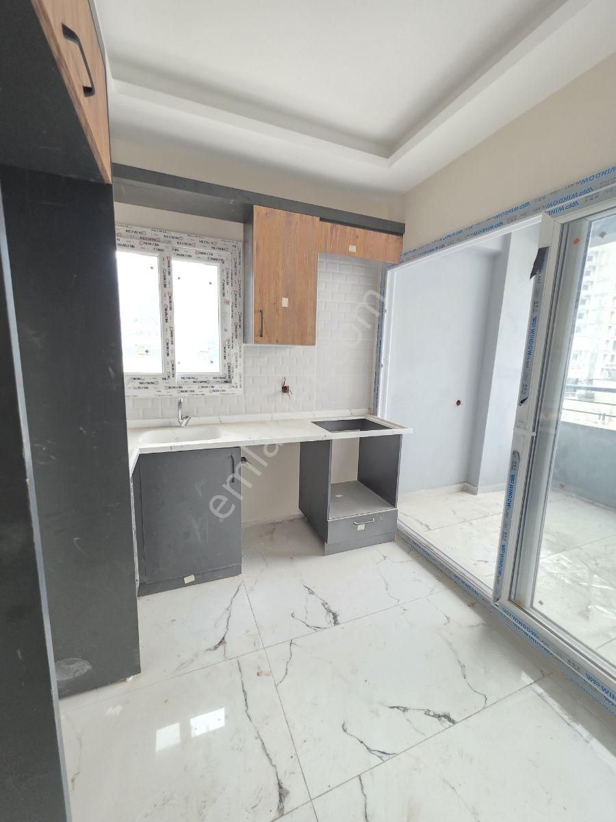 Yalınayak' Ta Sıfır 2+1 Acilll Acilll Satılık 0 Daire