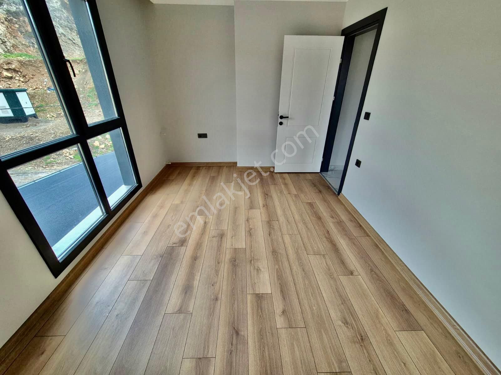 ▓karabuluttan▓ Edremit'de Anahtarı Al Taşın! Sıfır 2+1 Lüx Satılık Daire - Görsel 5