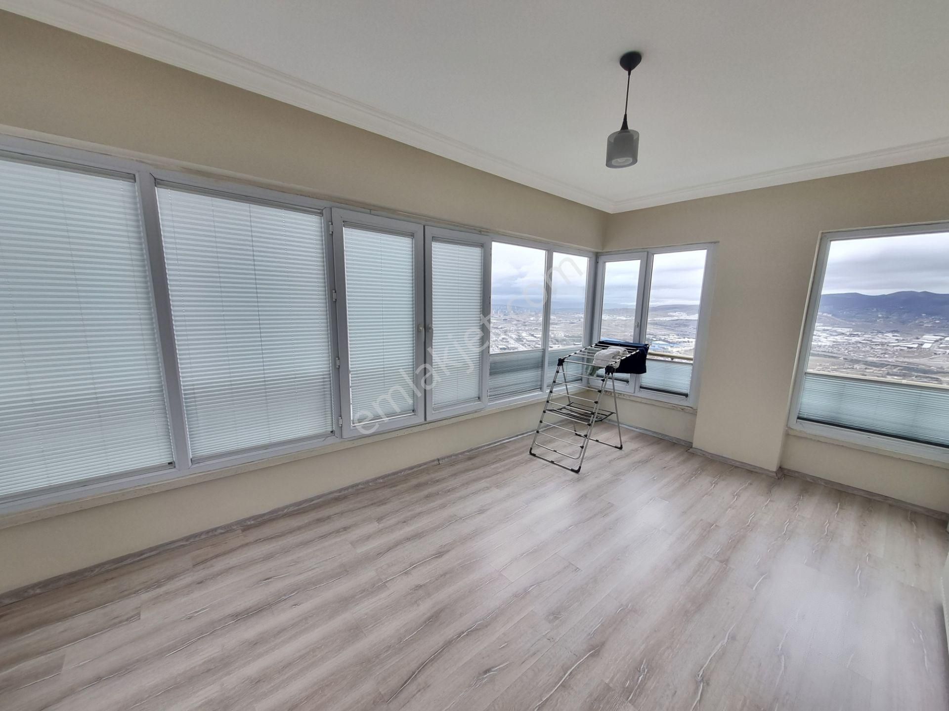 Lüks Yapılı - Ara Kat - Geniş - Manzaralı 4+1 Satılık... - Görsel 33