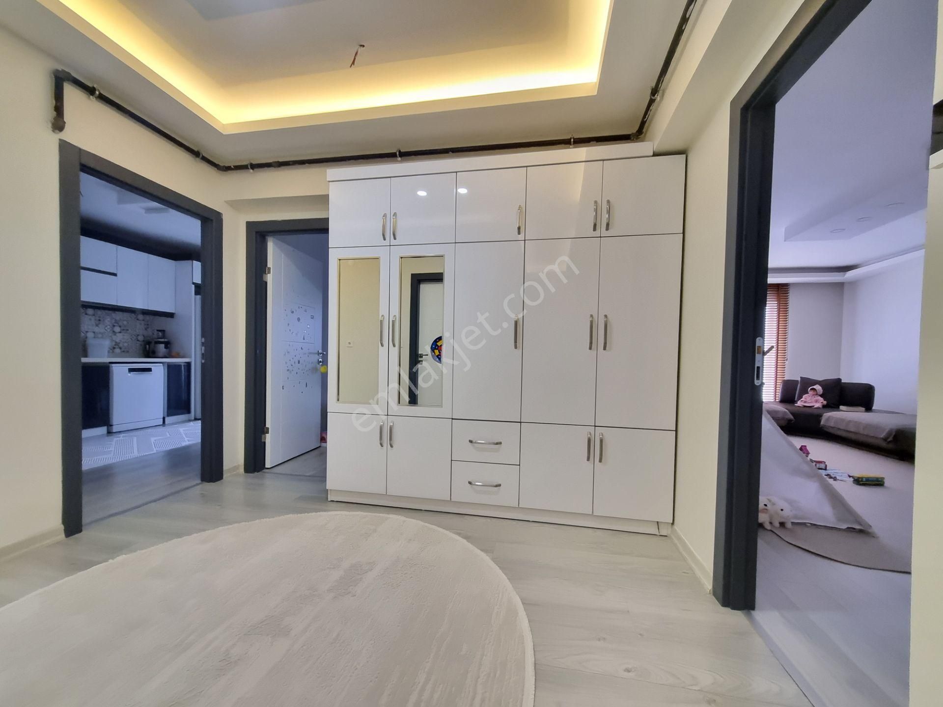 Lüks Yapılı - Ara Kat - Geniş - Manzaralı 4+1 Satılık... - Görsel 16