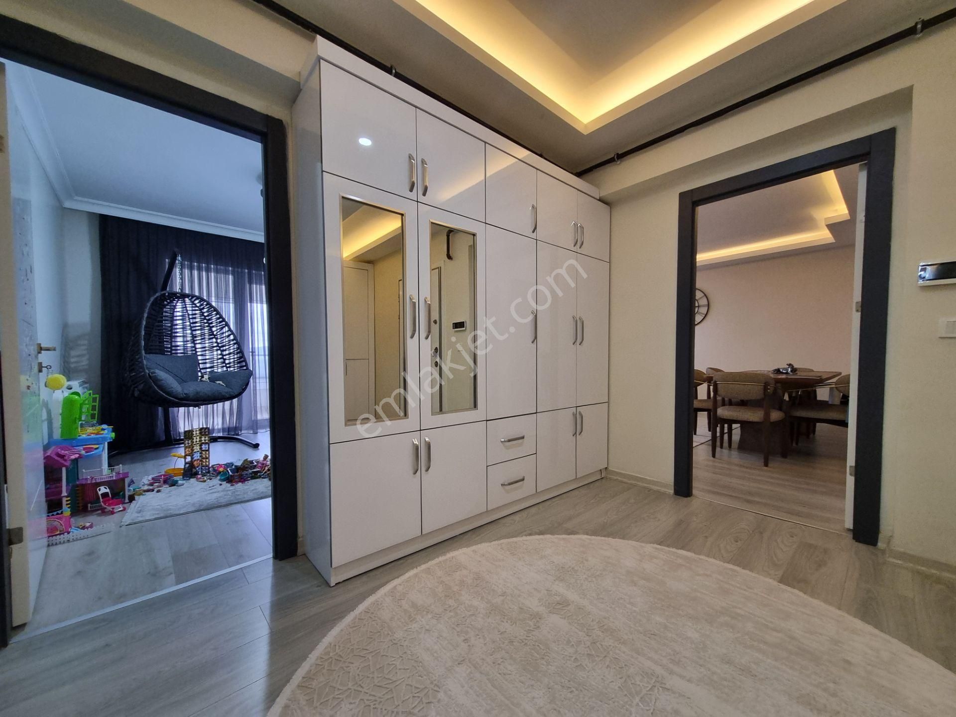 Lüks Yapılı - Ara Kat - Geniş - Manzaralı 4+1 Satılık... - Görsel 35