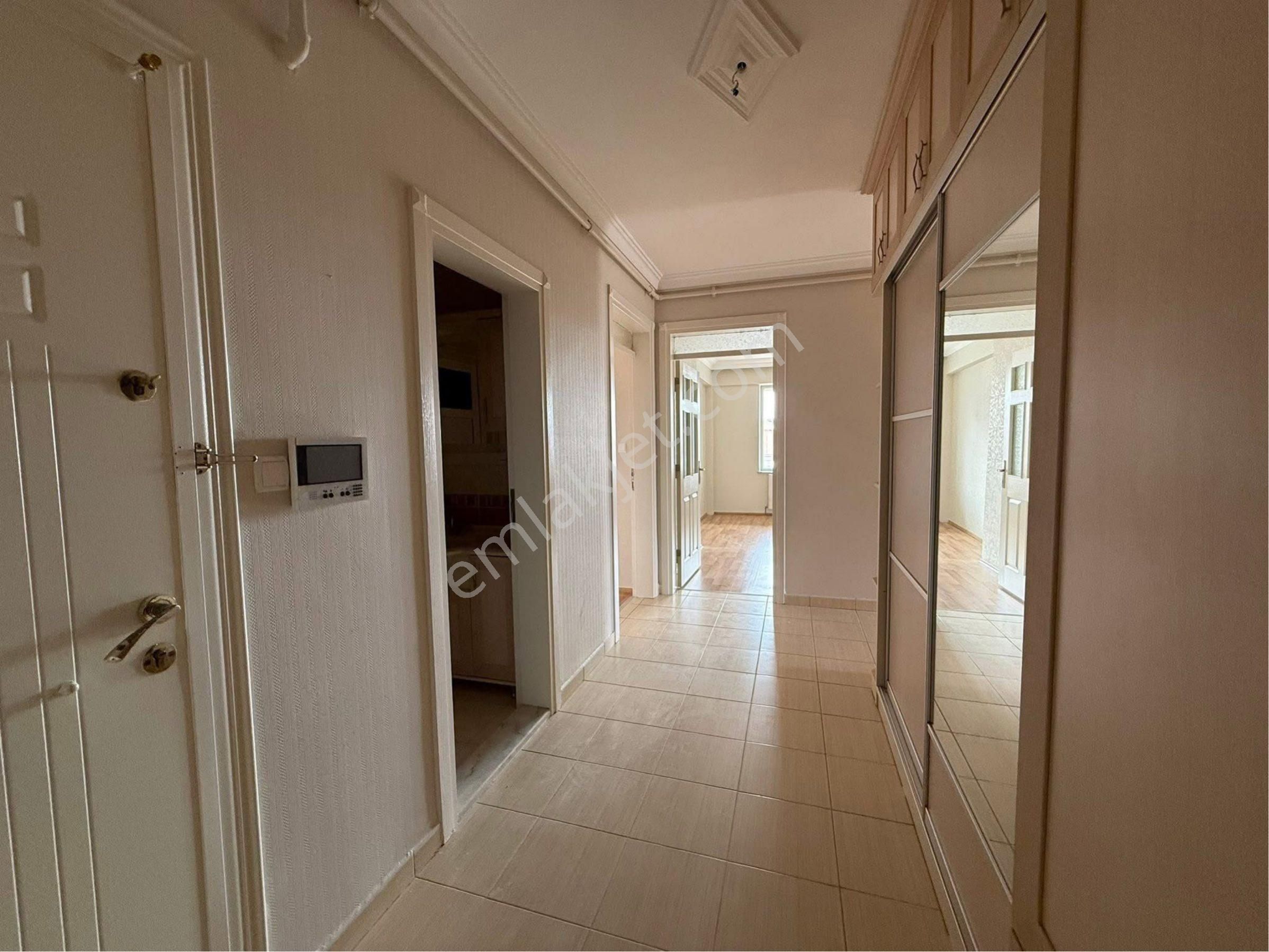 Meram Uluırmak’ta Fırsat Daire: Geniş, Ferah Ve Masrafsız! 🌟 - Görsel 24