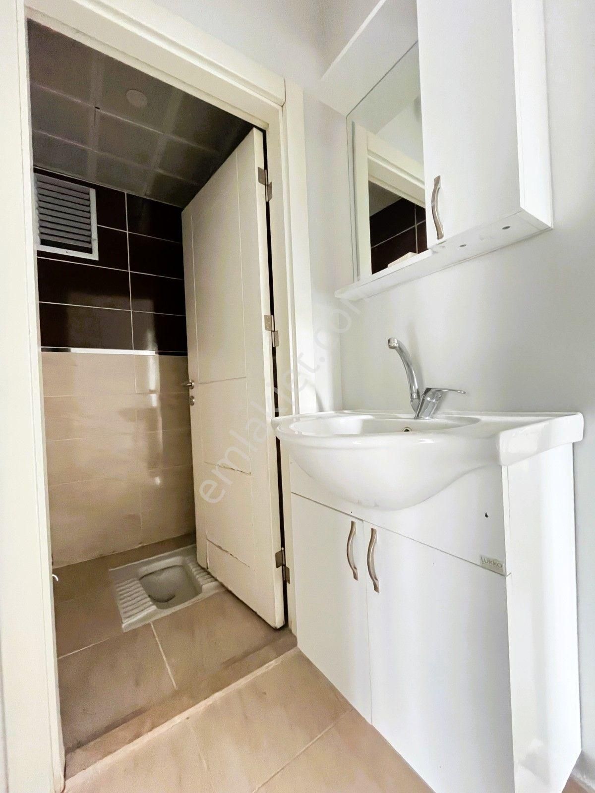 Gökçe Emlak 'tan Merkezde 4+1 Güney Cephe Fırsat Daire - Görsel 15